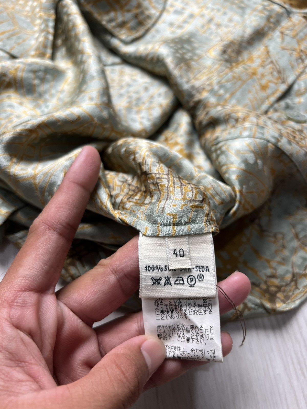 Hermes Vintage Hermes Martin Margiela Era Printed Silk Shirt Size US M / EU 48-50 / 2 - 7 Thumbnail