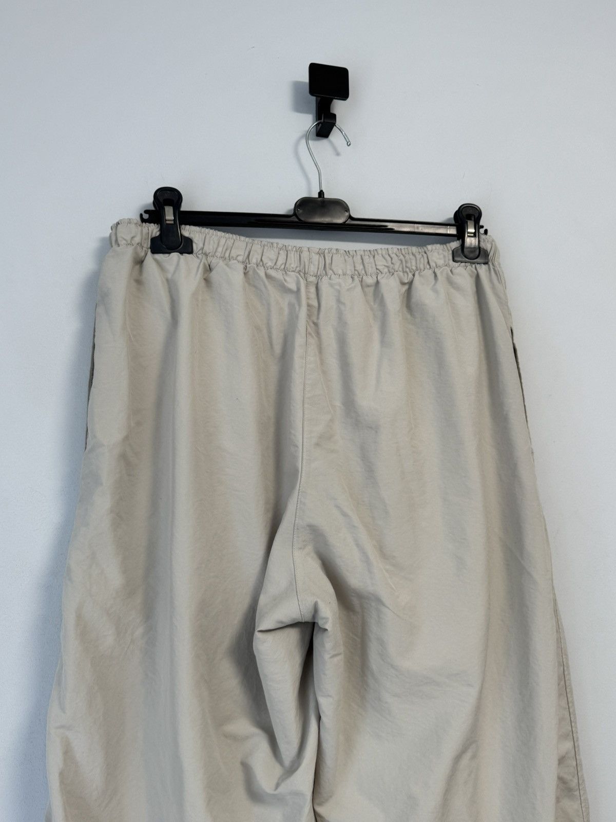 Nike Nike Vintage Nylon Pants Beige Swoosh Y2K Style Size US 34 / EU 50 - 12 Thumbnail