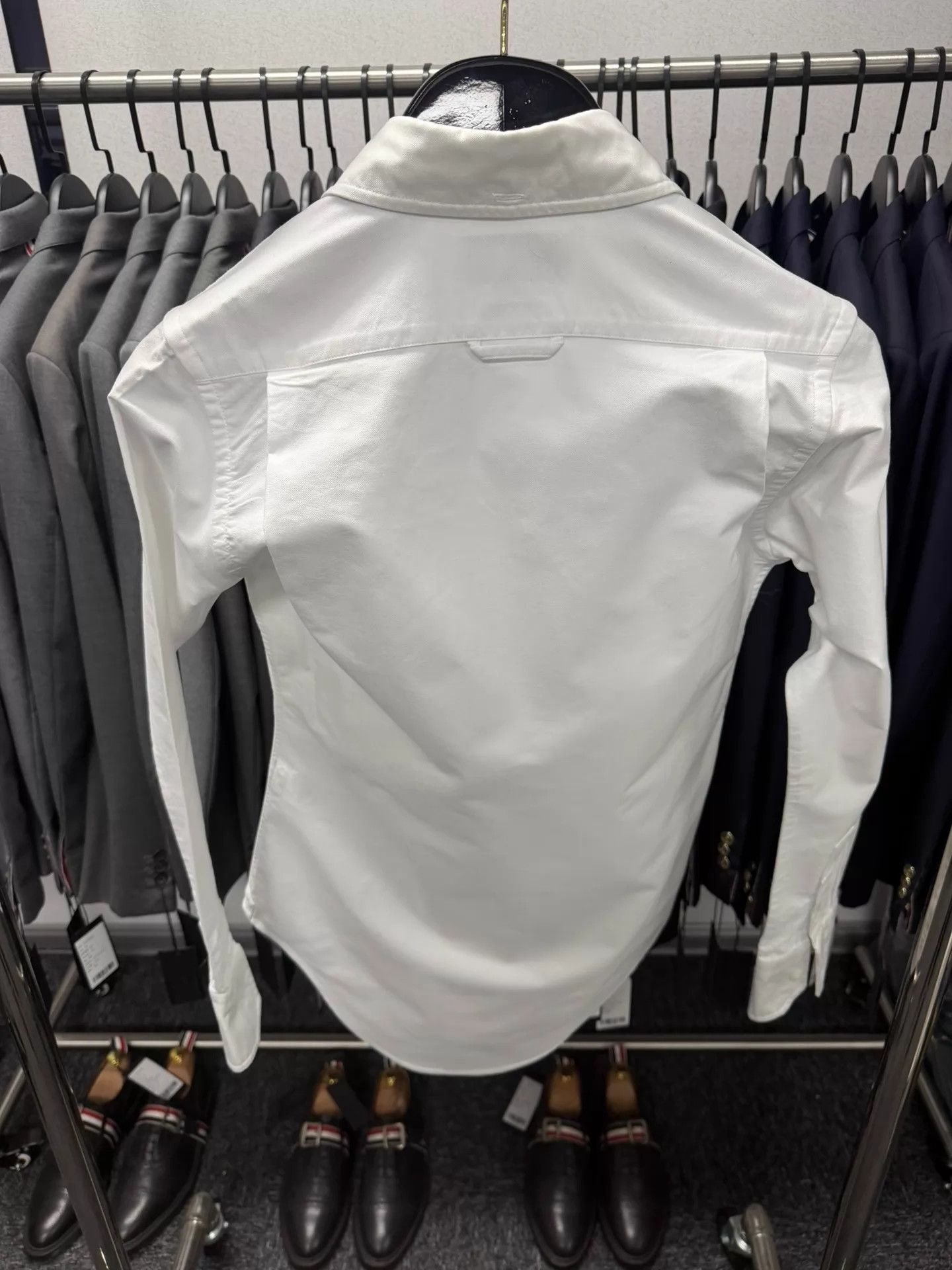 Thom Browne Thom Browne womens tricolor placket oxford shirt white Size S / US 4 / IT 40 - 2 Thumbnail