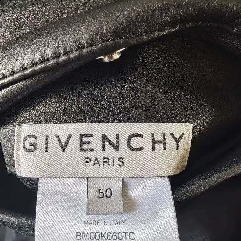 Givenchy Givenchy Size50 Alphabet logo lamb fur baseball jacket, off Size US M / EU 48-50 / 2 - 4 Thumbnail