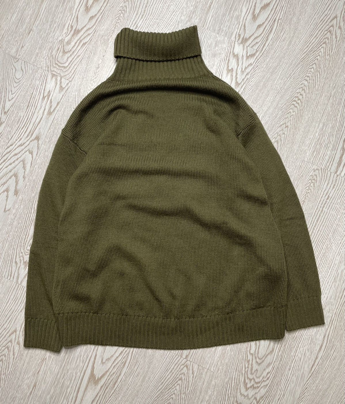 Moschino Moschino cheap and chic wool sweater Size S / US 4 / IT 40 - 10 Thumbnail