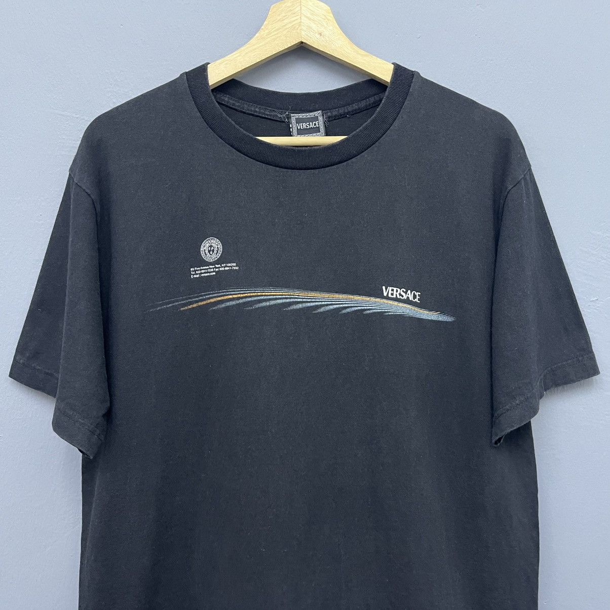 Versace Jeans Couture Vintage Versace Jeans Couture T-shirt Size US M / EU 48-50 / 2 - 3 Thumbnail