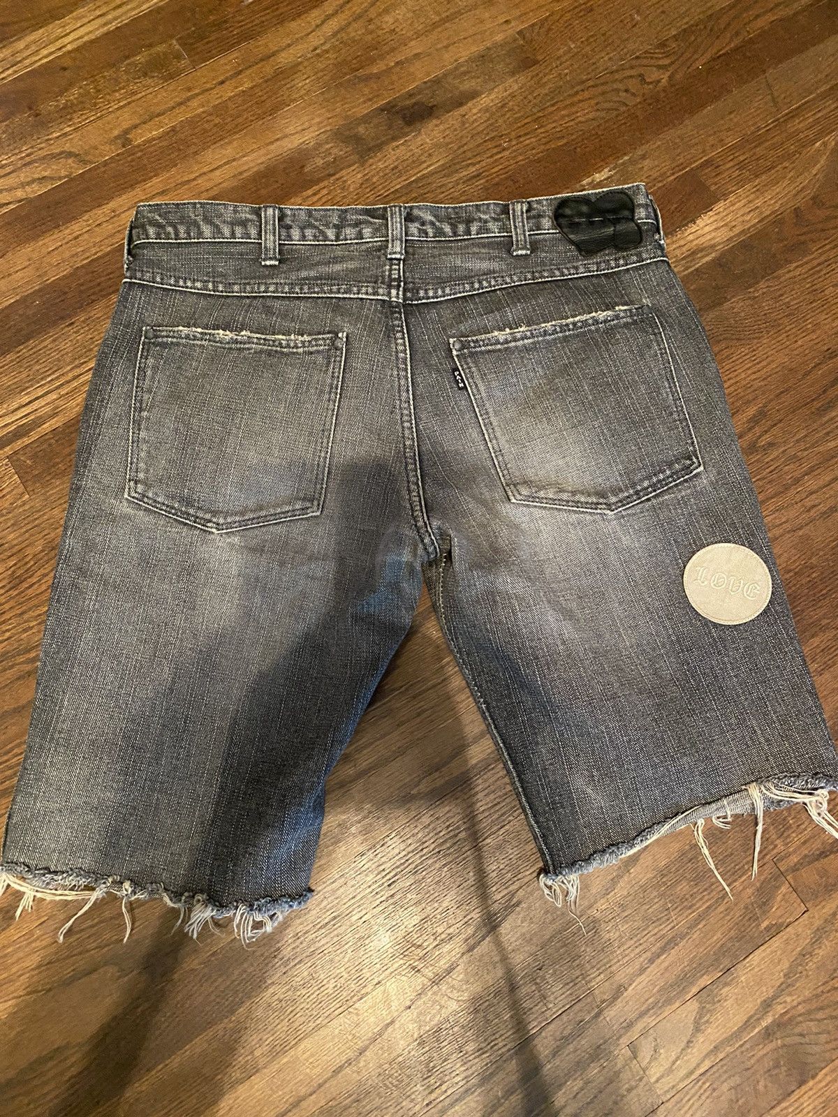 Japanese Brand × Number (N)ine × Takahiromiyashita The Soloist. Number (N)ine 04AW “give peace a chance” denim cut off Size US 30 / EU 46 - 2 Thumbnail