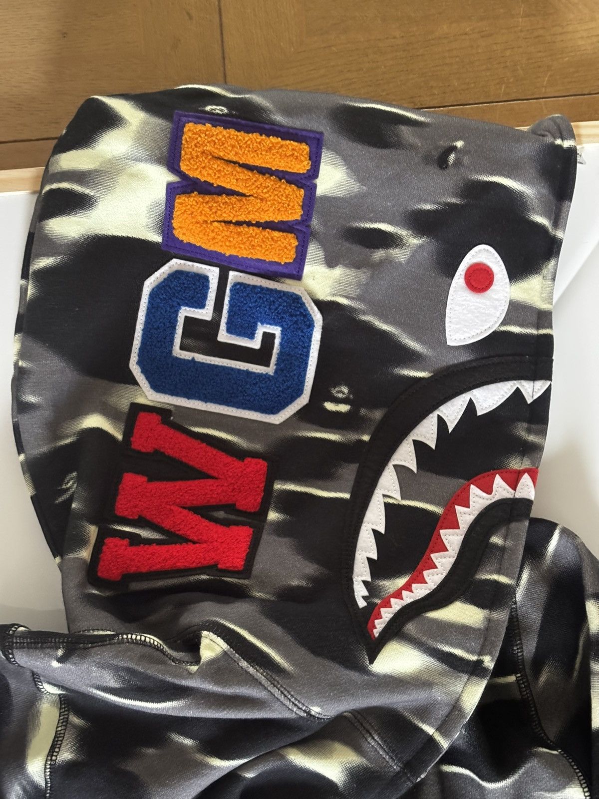 Bape Authentic ape bape screen camo shark full zip hoodie M new Size US M / EU 48-50 / 2 - 3 Thumbnail