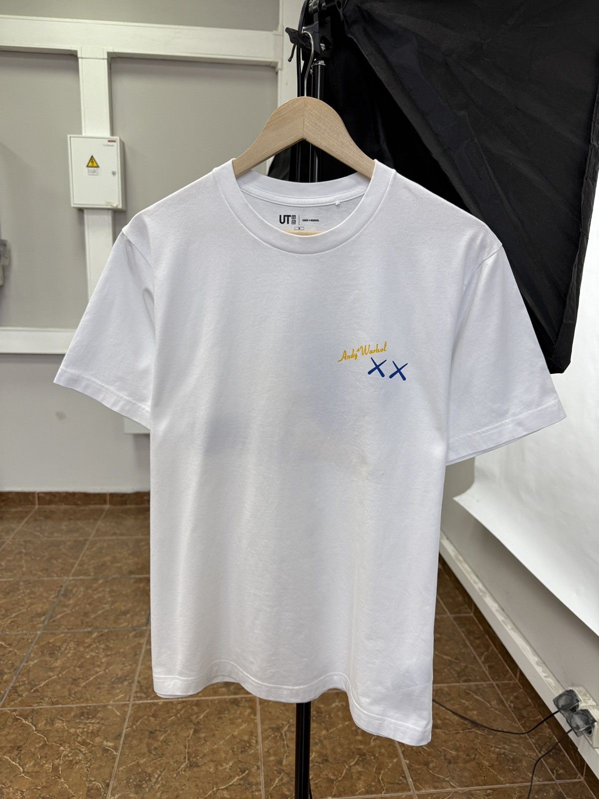 Kaws × Uniqlo 🇺🇸 Y2K Uniqlo KAWS Andy Warhol Art T-Shirt Avant Gard Rare Size US M / EU 48-50 / 2 - 2 Thumbnail