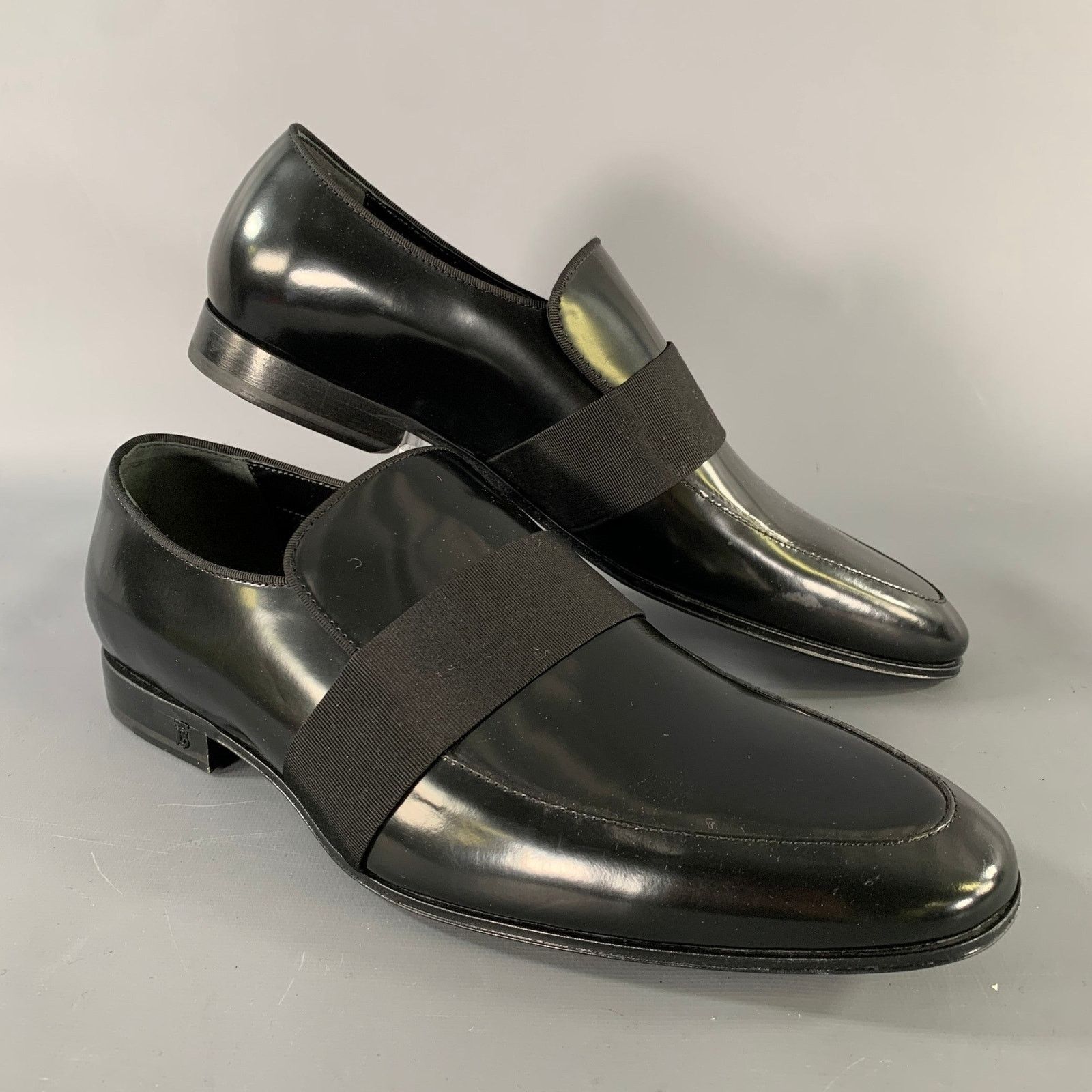 Burberry BURBERRY Size 7 Black Leather Slip On Loafers Size US 7 / EU 40 - 1 Thumbnail