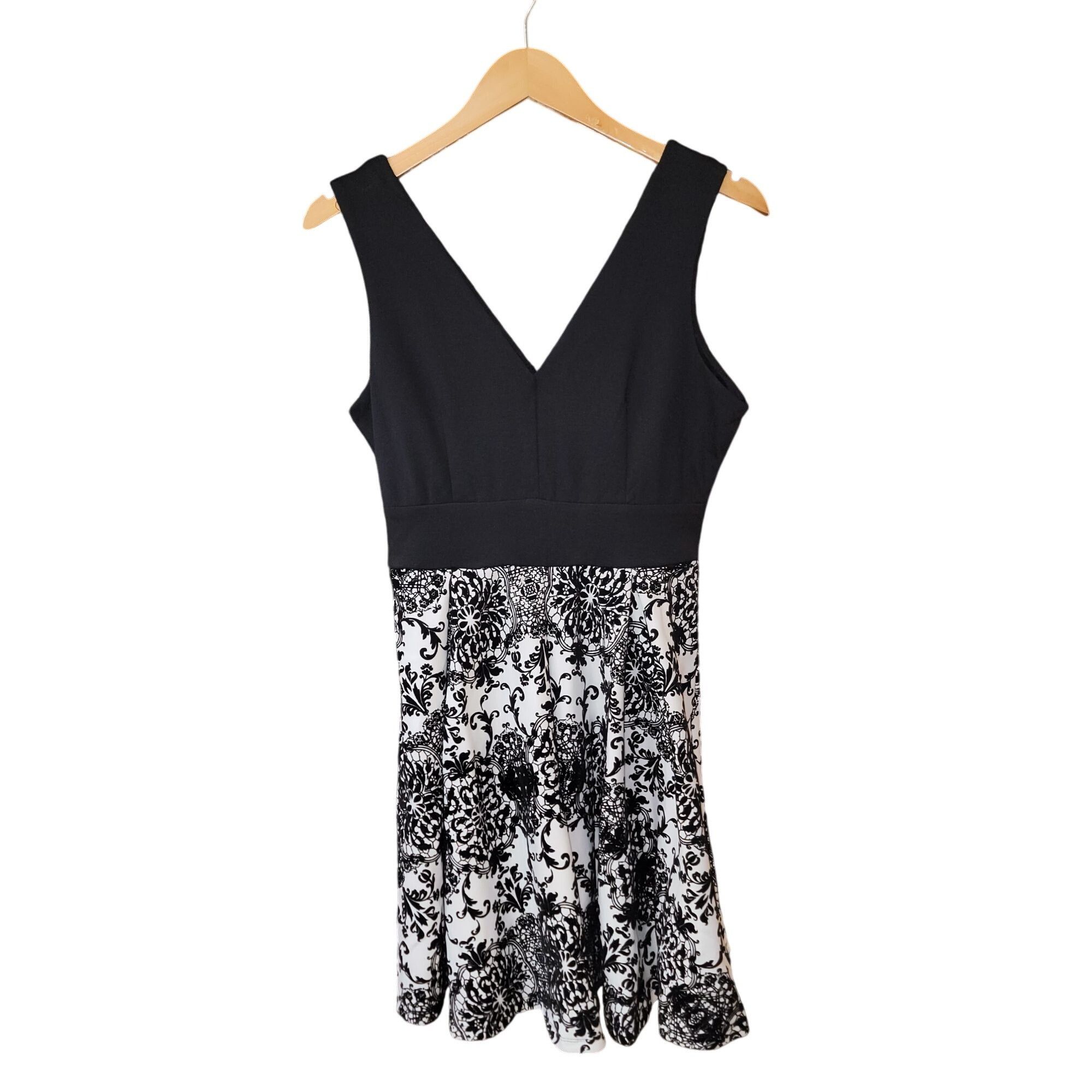 Other Haute Monde Black & White Sleeveless Dress L Size L / US 10 / IT 46 - 1 Thumbnail