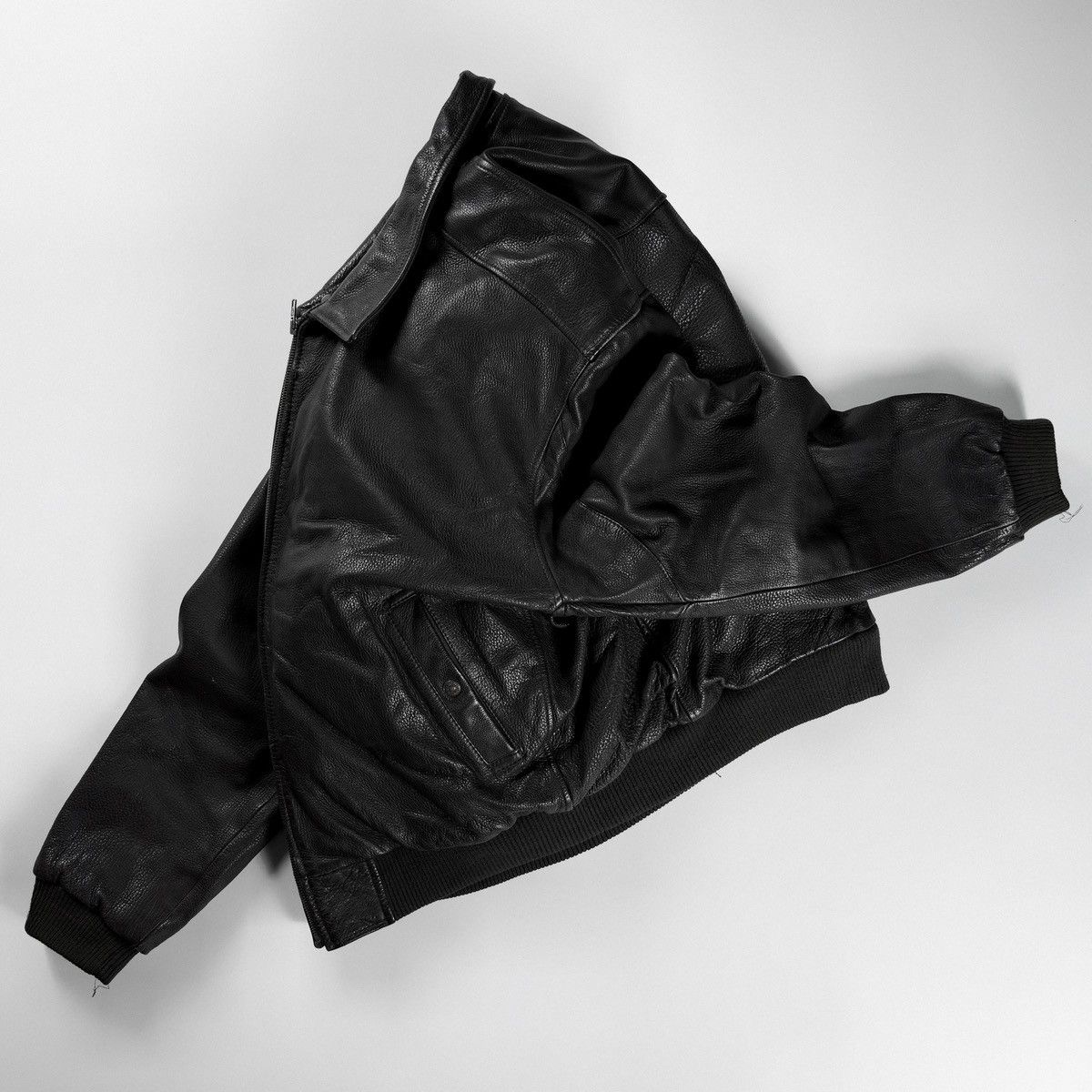 Levi's Levi’s Vintage Leather Jacket w Puffer Vest Made in Korea Size US L / EU 52-54 / 3 - 2 Thumbnail