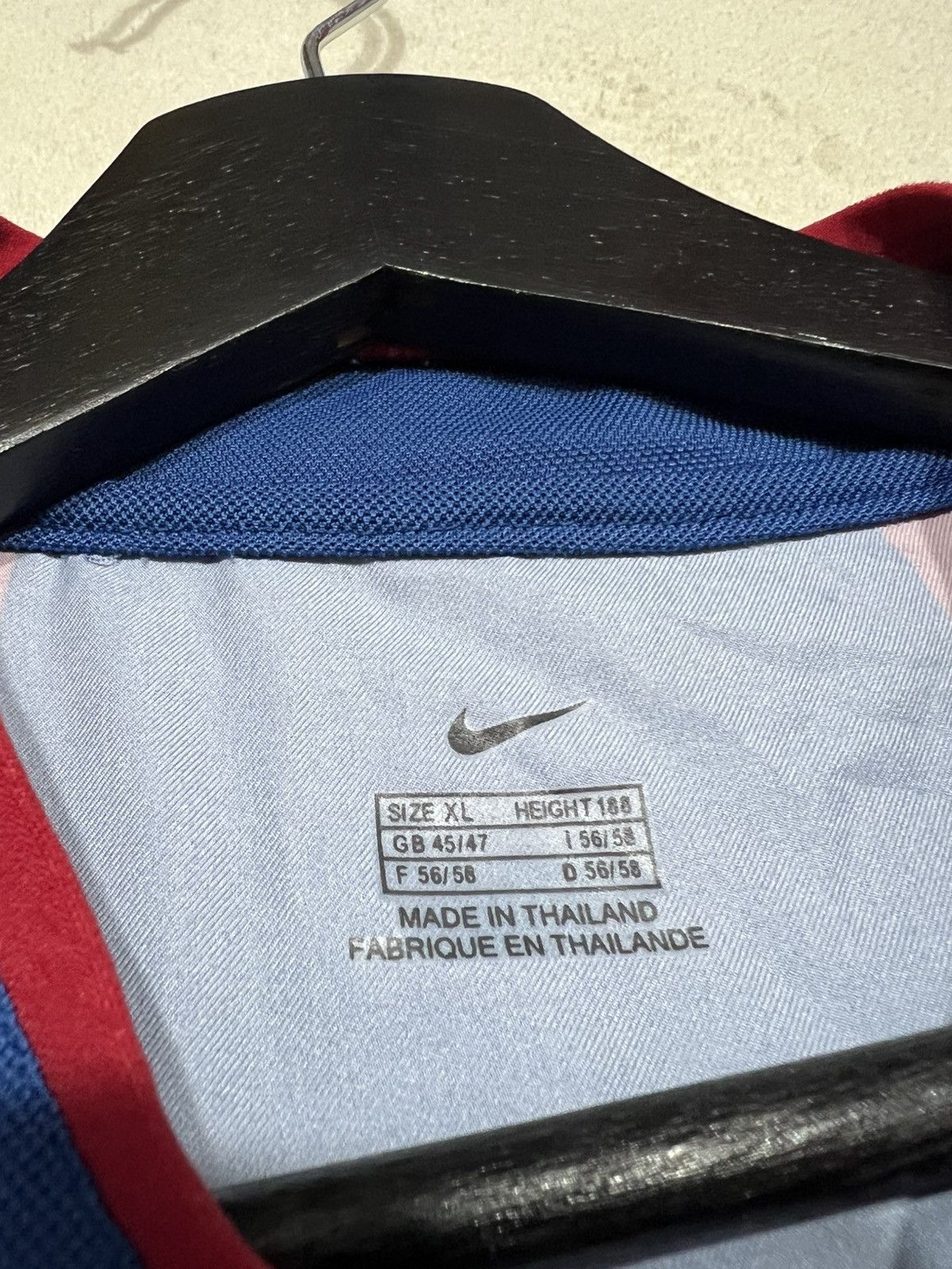 Nike Barcelona 2002-03 Nike Home Jersey #Xavi6 Size US XL / EU 56 / 4 - 7 Thumbnail