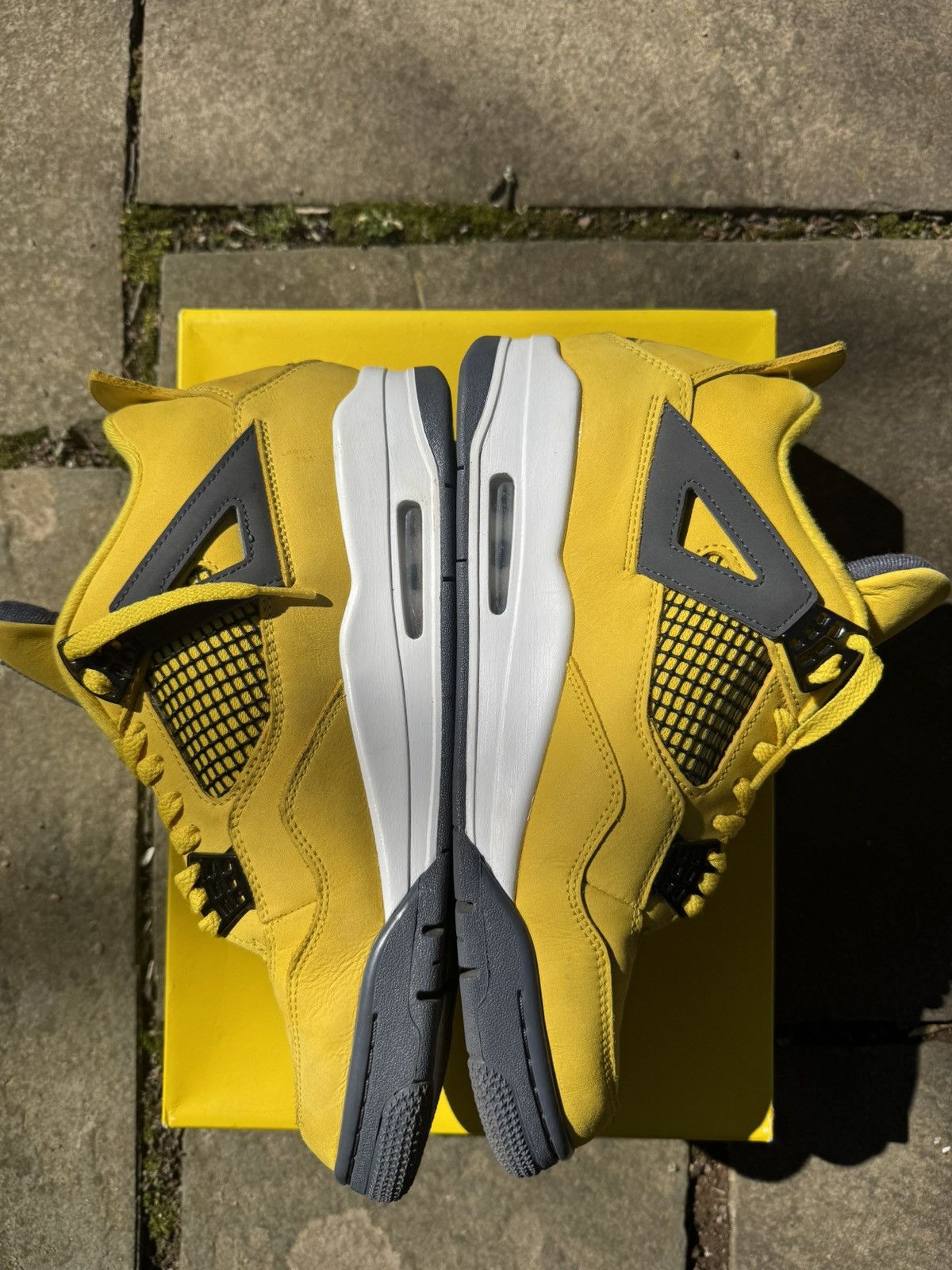 Jordan Brand × Nike Lighting Jordan 4 Size US 10.5 / EU 43-44 - 3 Thumbnail