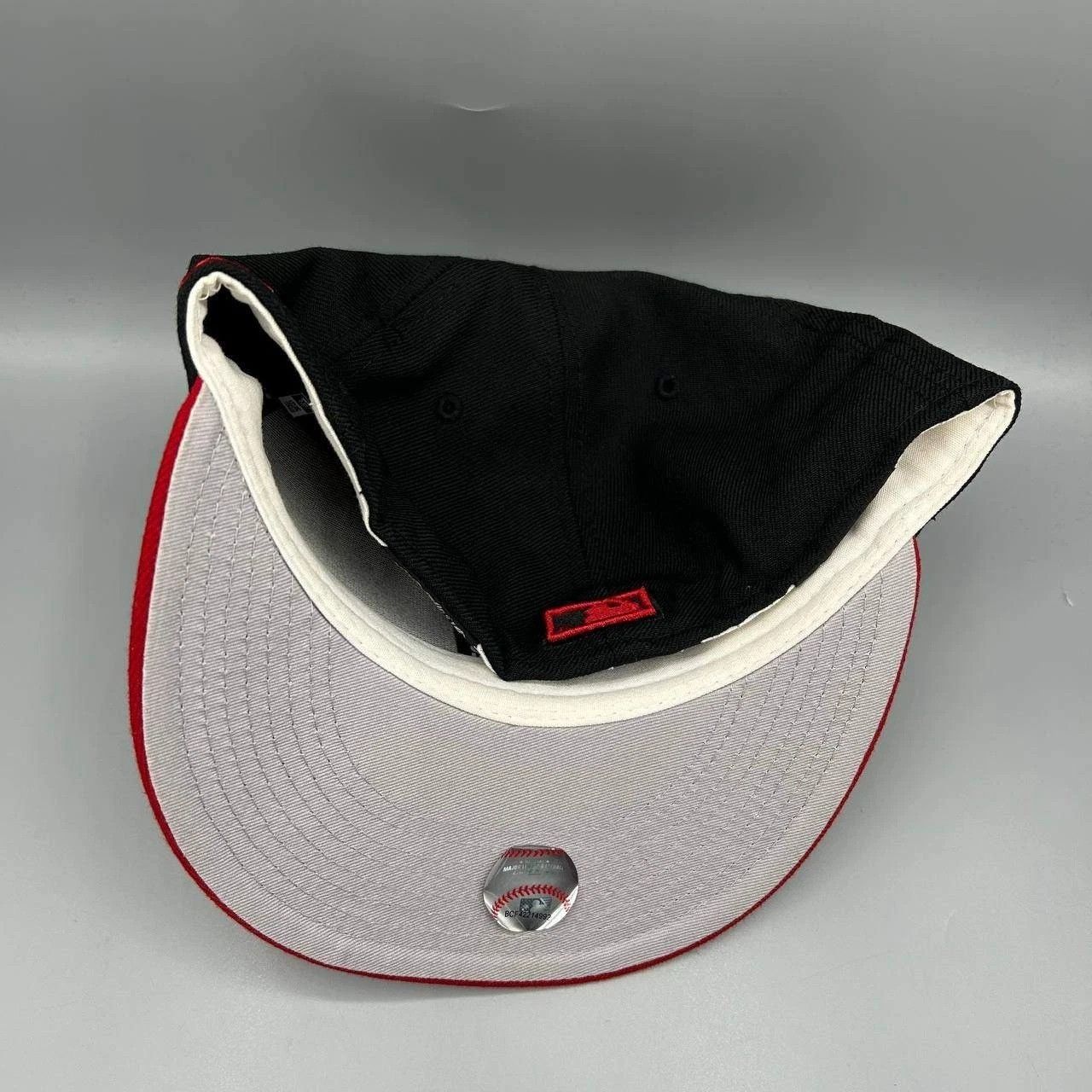 New Era Pittsburgh Pirates Hat Men 7 1/4 Black Red MLB Fitted Wool Size ONE SIZE - 9 Thumbnail
