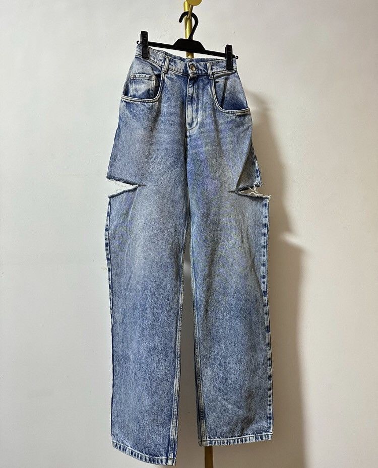 image of Maison Margiela Cuts Jeans With A Knife in Blue, Women's (Size 25)