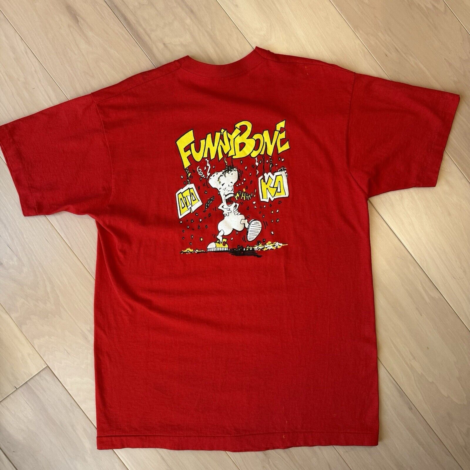 Vintage Vintage College Frat Shirt XL Red 90s Funny Bone Cartoon Run Size US XL / EU 56 / 4 - 6 Thumbnail
