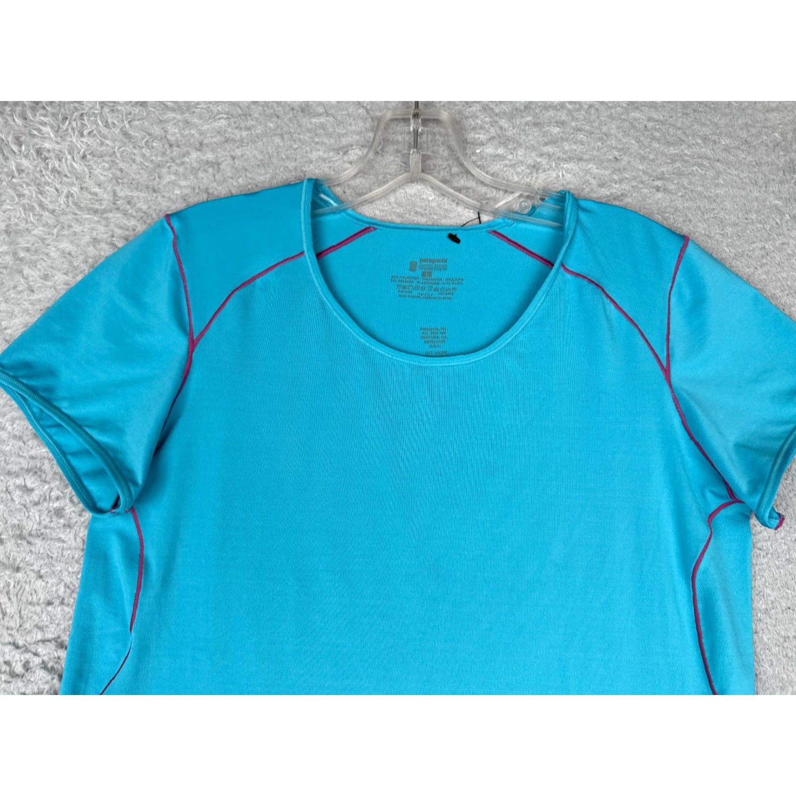 Patagonia Patagonia Shirt Women Large Blue Short Sleeve Crew Neck Polyester Blend Size L / US 10 / IT 46 - 4 Thumbnail