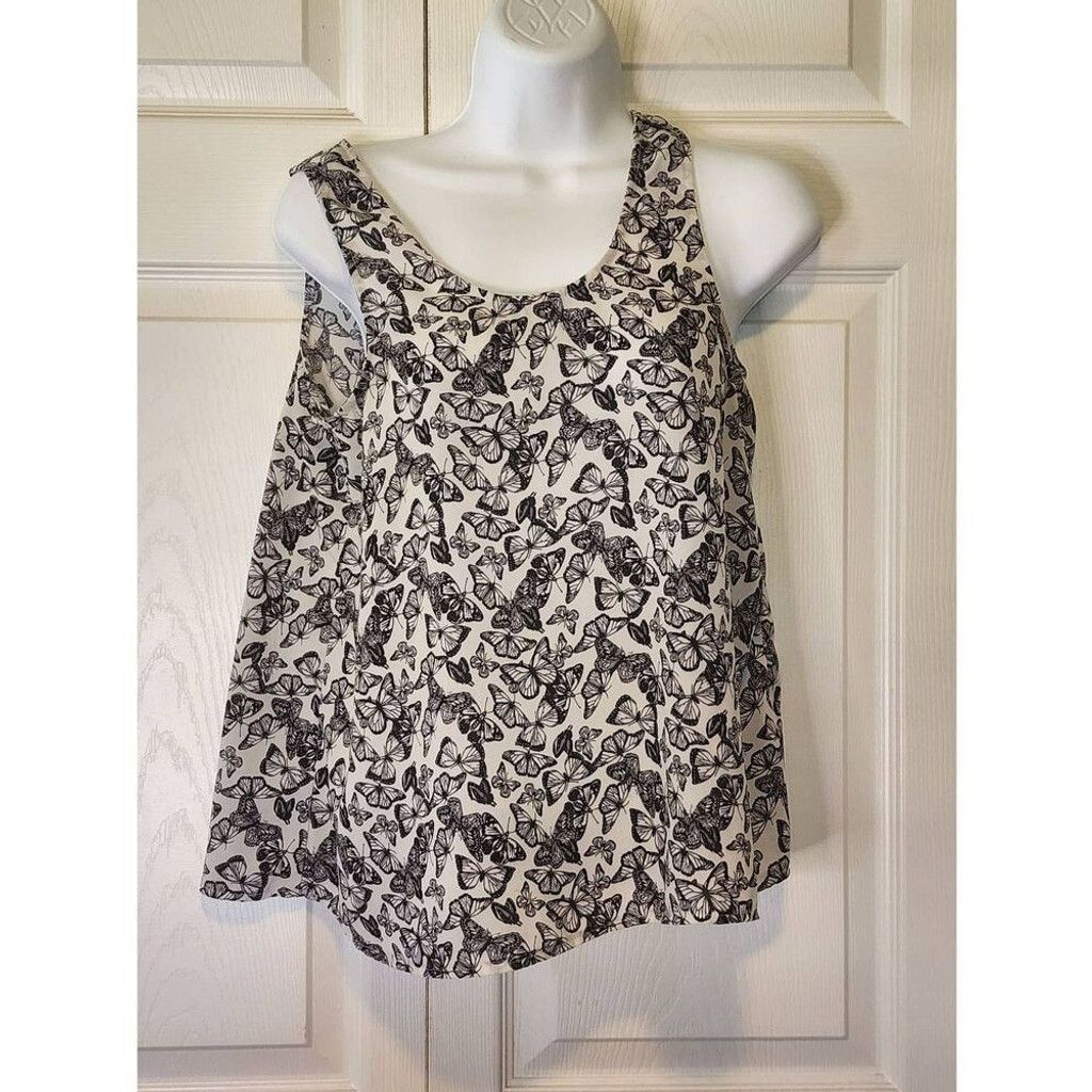 Other Atmosphere back and White Blouse Size M / US 6-8 / IT 42-44 - 1 Thumbnail
