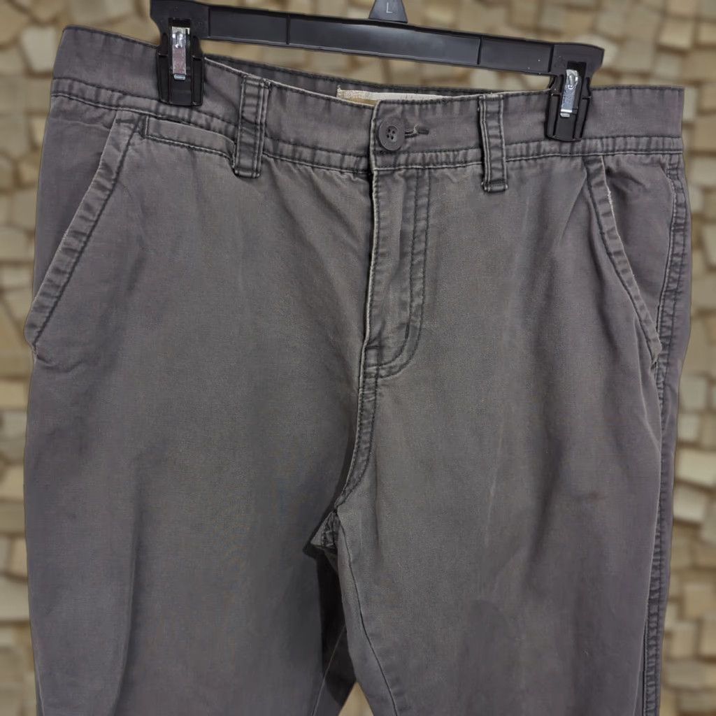 Vintage Buckle Buckle Bke Casuals Cohen Straight Men's Pants 34x32 Chino Gray Charcoal Buckle Bke Casuals Cohen Straight Pants 34x32 Gray Charcoal Size US 34 / EU 50 - 1 Thumbnail