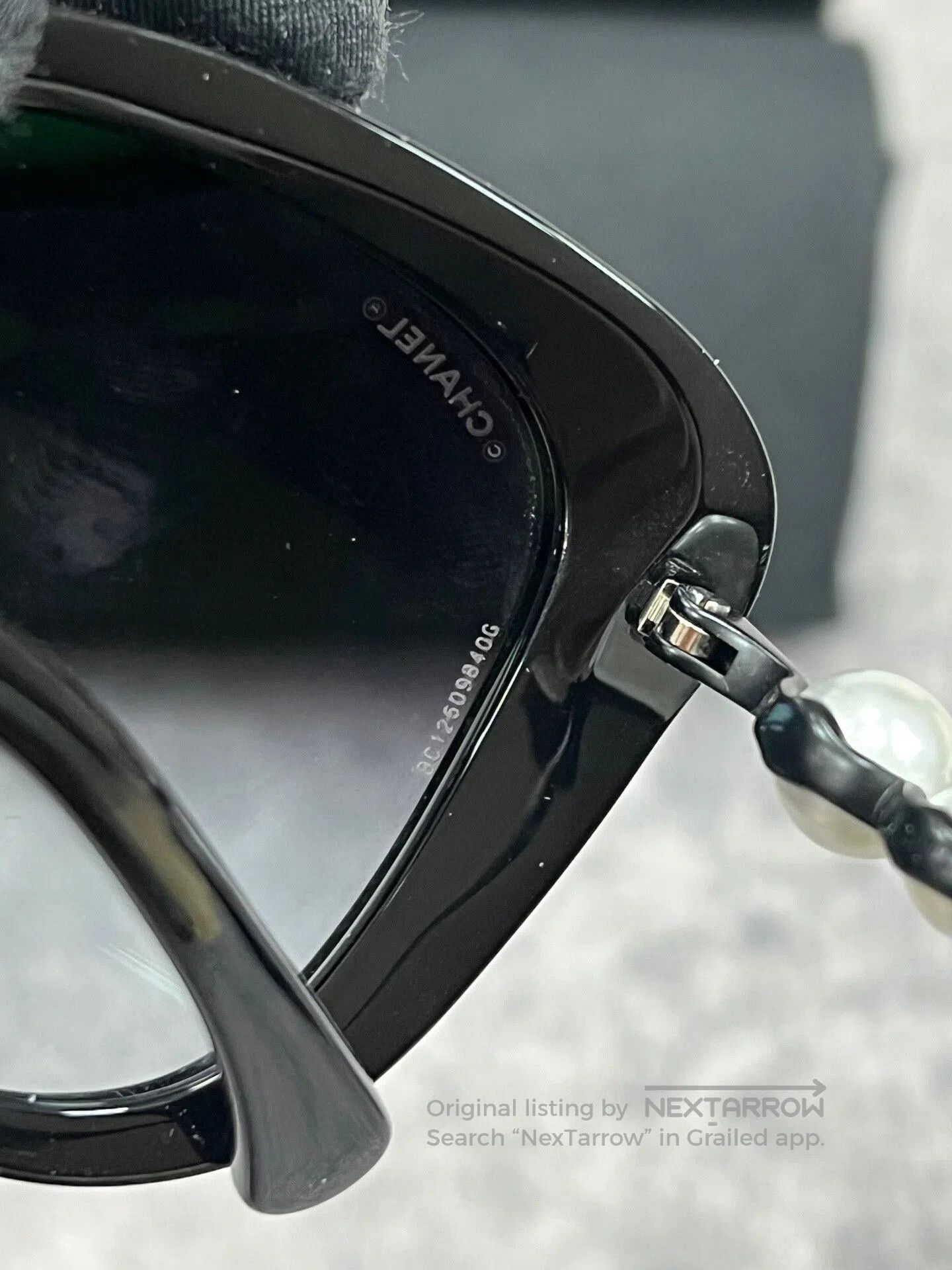 Chanel Chanel Pearl Sunglasses. Size ONE SIZE - 8 Thumbnail