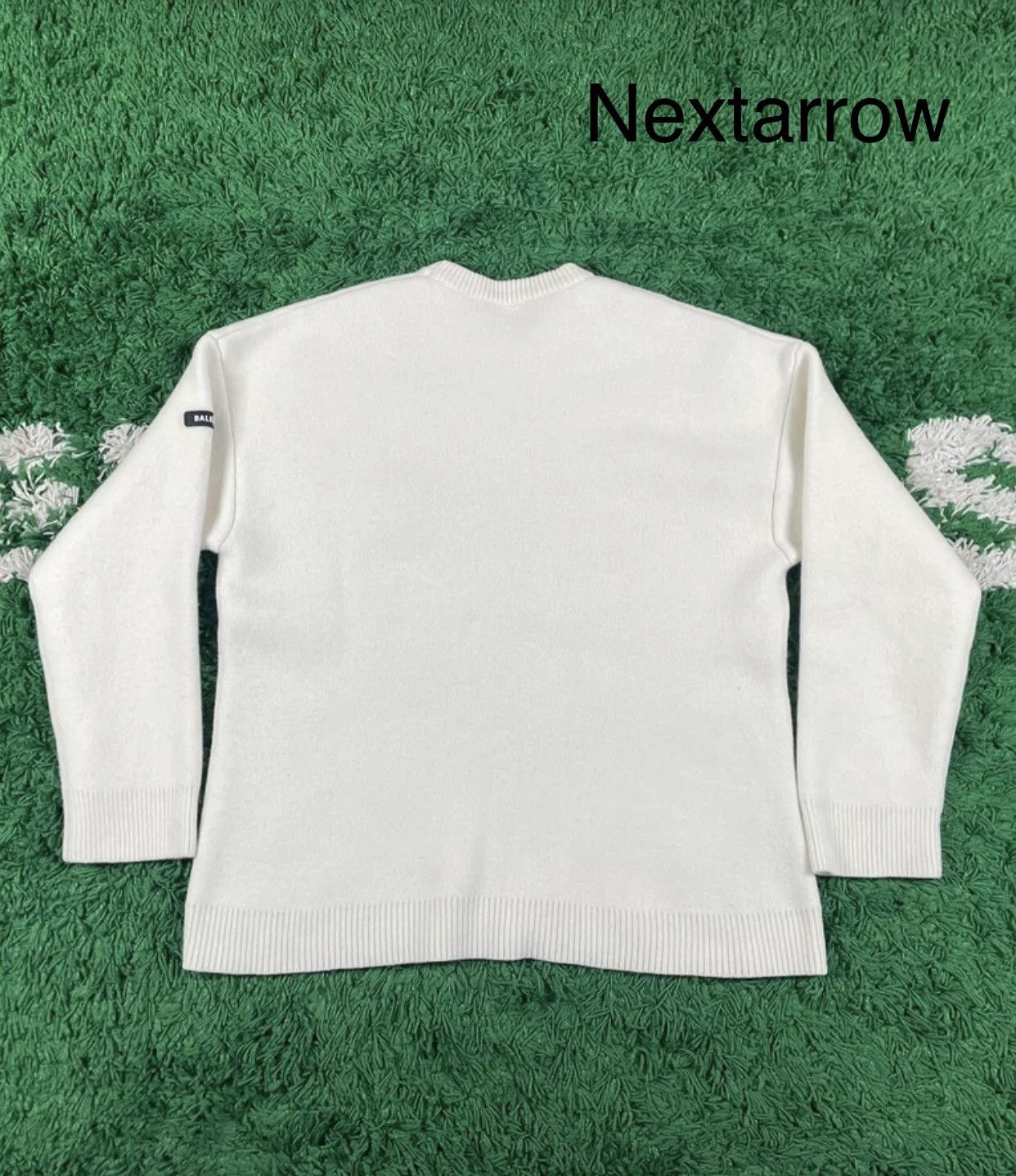 Balenciaga Balenciaga's new sleeve logo cashmere sweater2412-Nextarrow Size US L / EU 52-54 / 3 - 2 Thumbnail