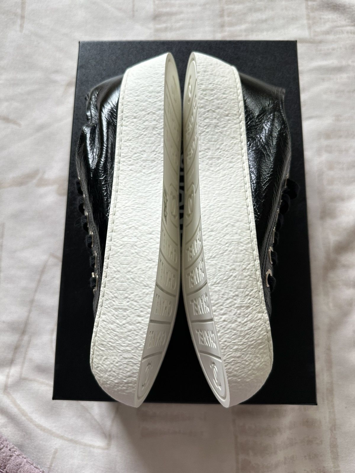 Chanel chanel round-toe chunky sneakers size 37.5 Size US 7.5 / IT 37.5 - 6 Thumbnail