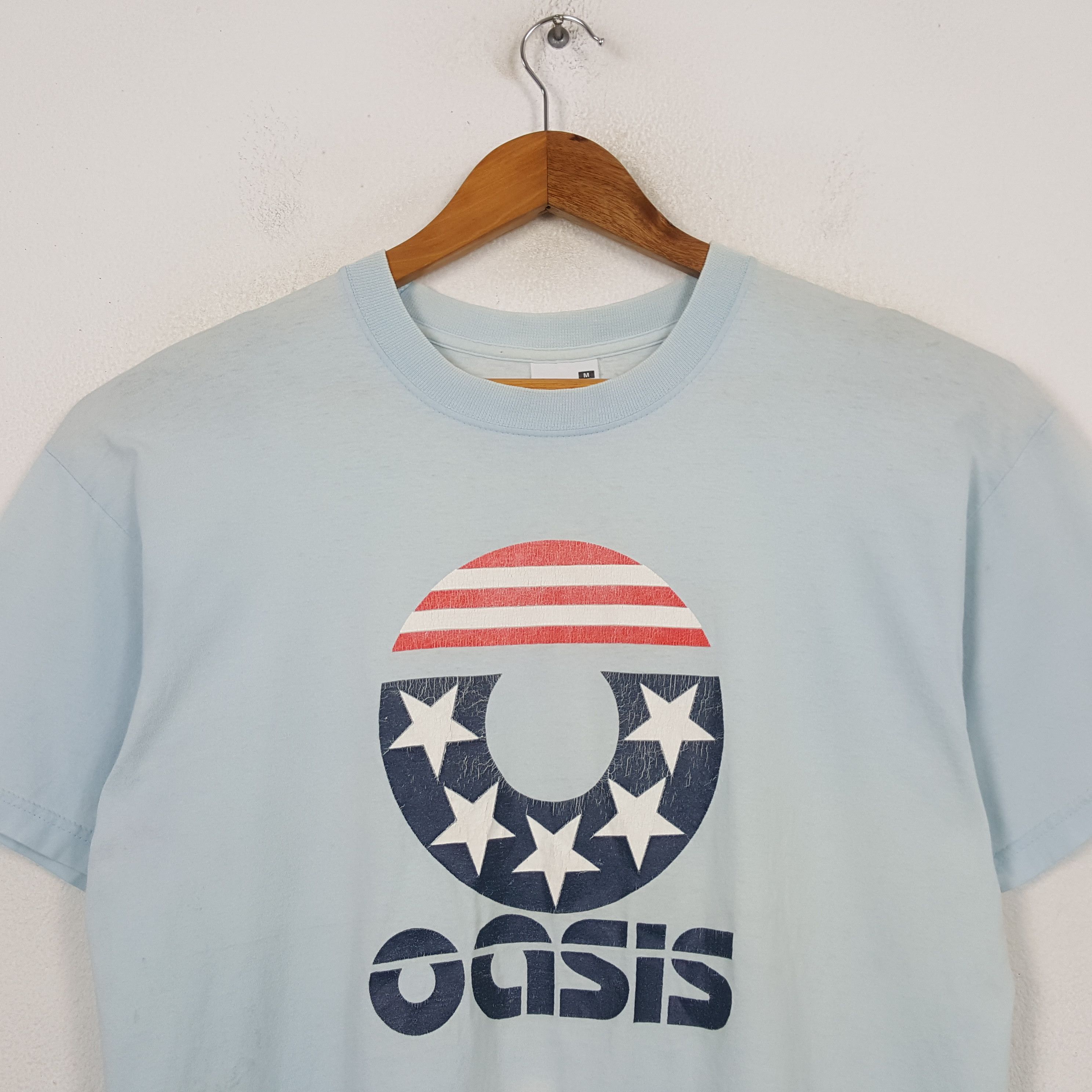 Band Tees Vintage Oasis British Rock Band Tour Distressed T-shirt RR28 Size US M / EU 48-50 / 2 - 2 Thumbnail