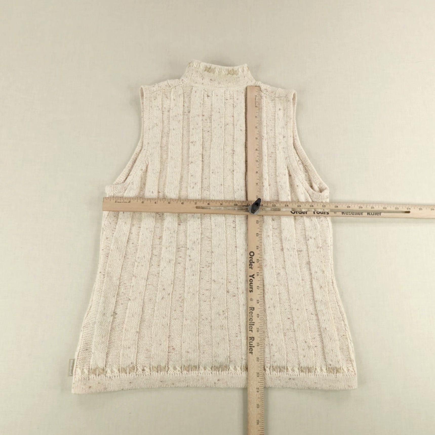Vintage VINTAGE Woolrich Sweater Vest Women's Small Casual Knit Sleeveless Full Zip Tan Wool Blend Size S / US 4 / IT 40 - 5 Thumbnail