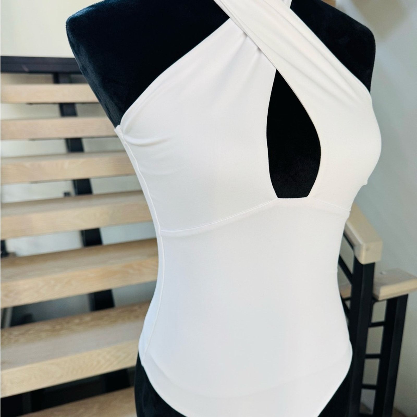 Other New Criss Cross Sleeveless Bodysuit size S Size S / US 4 / IT 40 - 4 Thumbnail