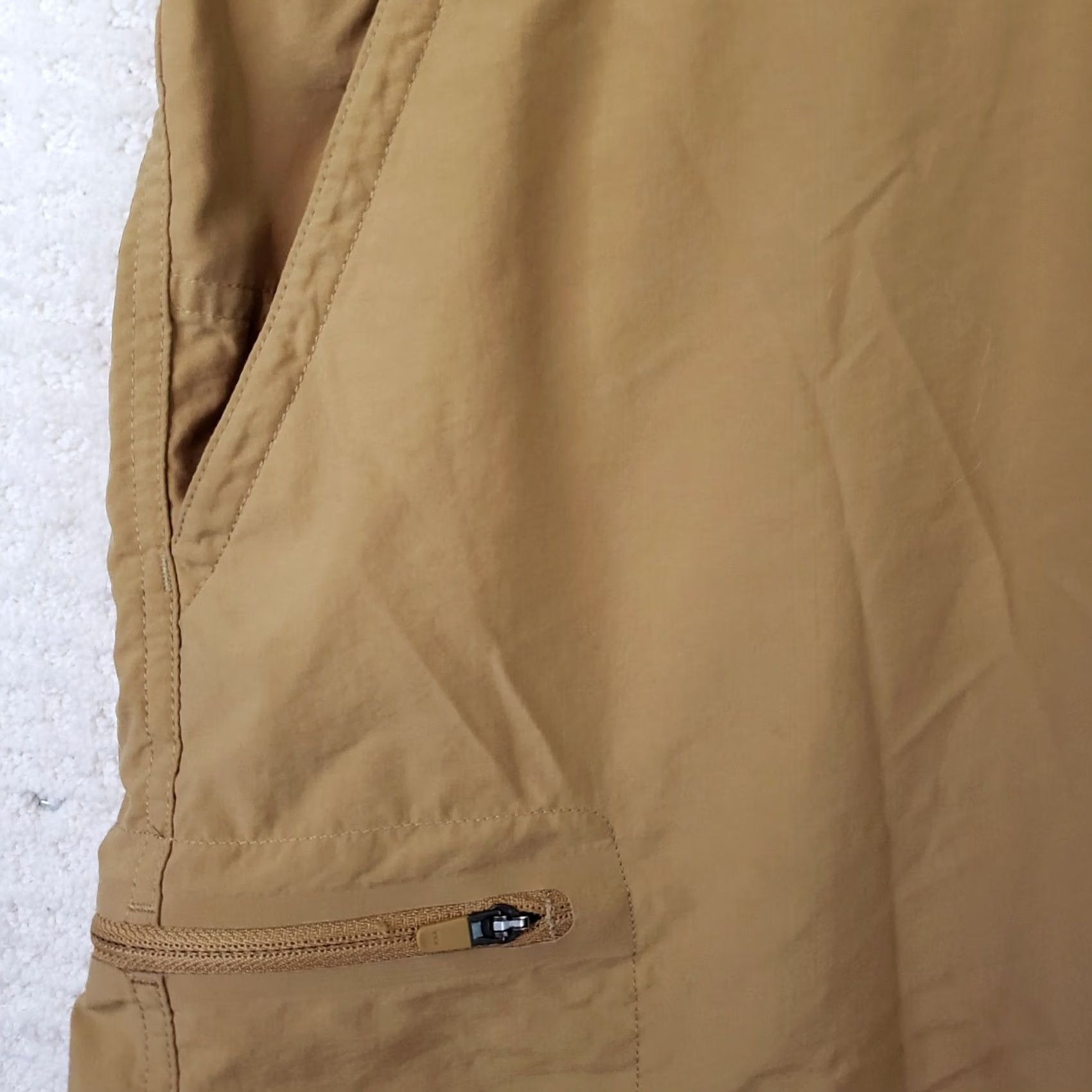 ExOfficio ExOfficio Shorts Mens 42x9 Camel Cargo Pocket Outdoor Camp Hike Nylon Cotton? Size US 42 / EU 58 - 6 Thumbnail
