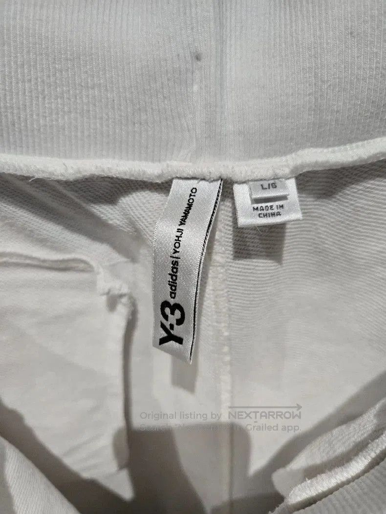 Y-3 Y-3 White Drawstring Shorts. Size US 43 - 5 Thumbnail