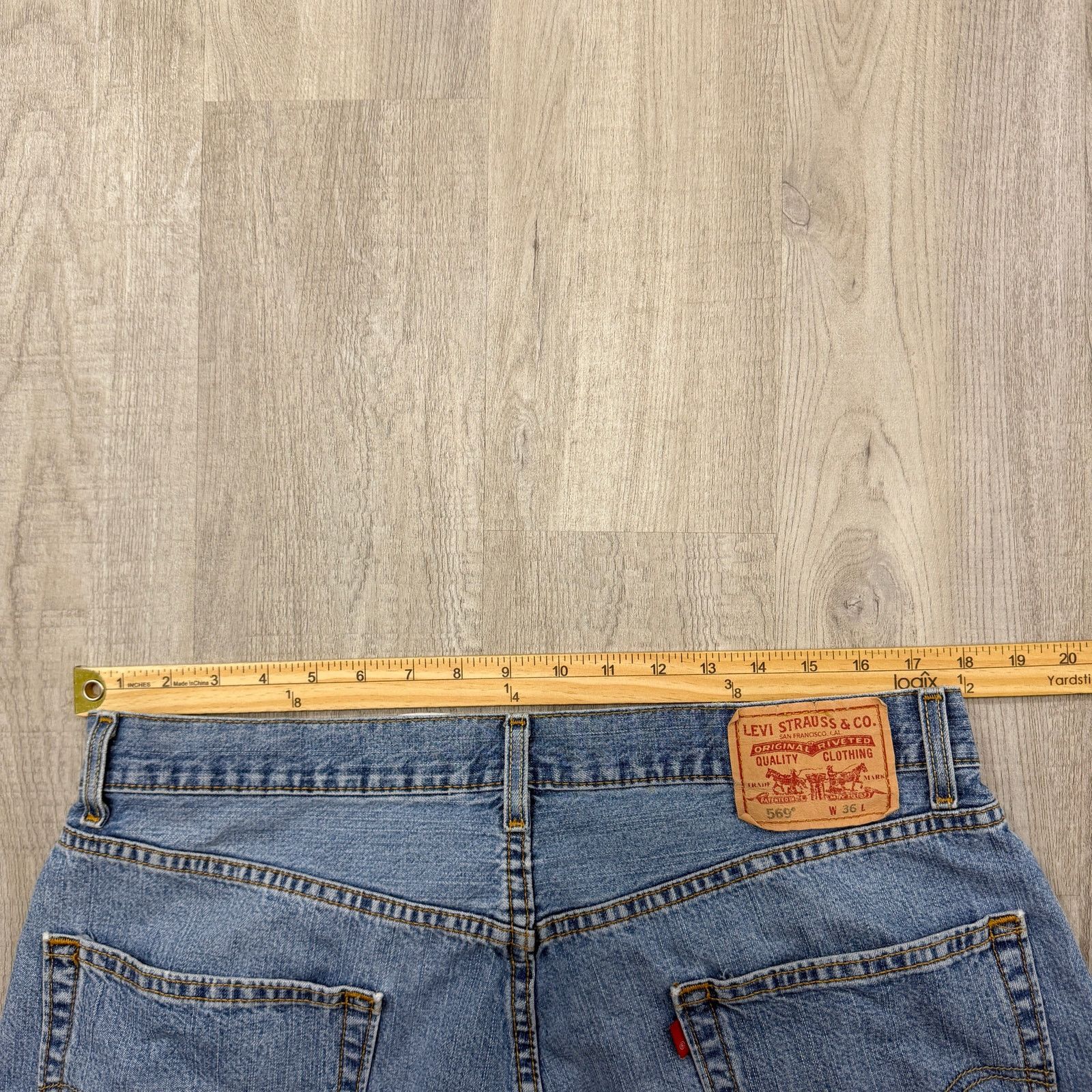 Levi's Vintage Levis 569 Jean Shorts Men's 36 Blue 10" Inseam Denim Size US 36 / EU 52 - 7 Thumbnail