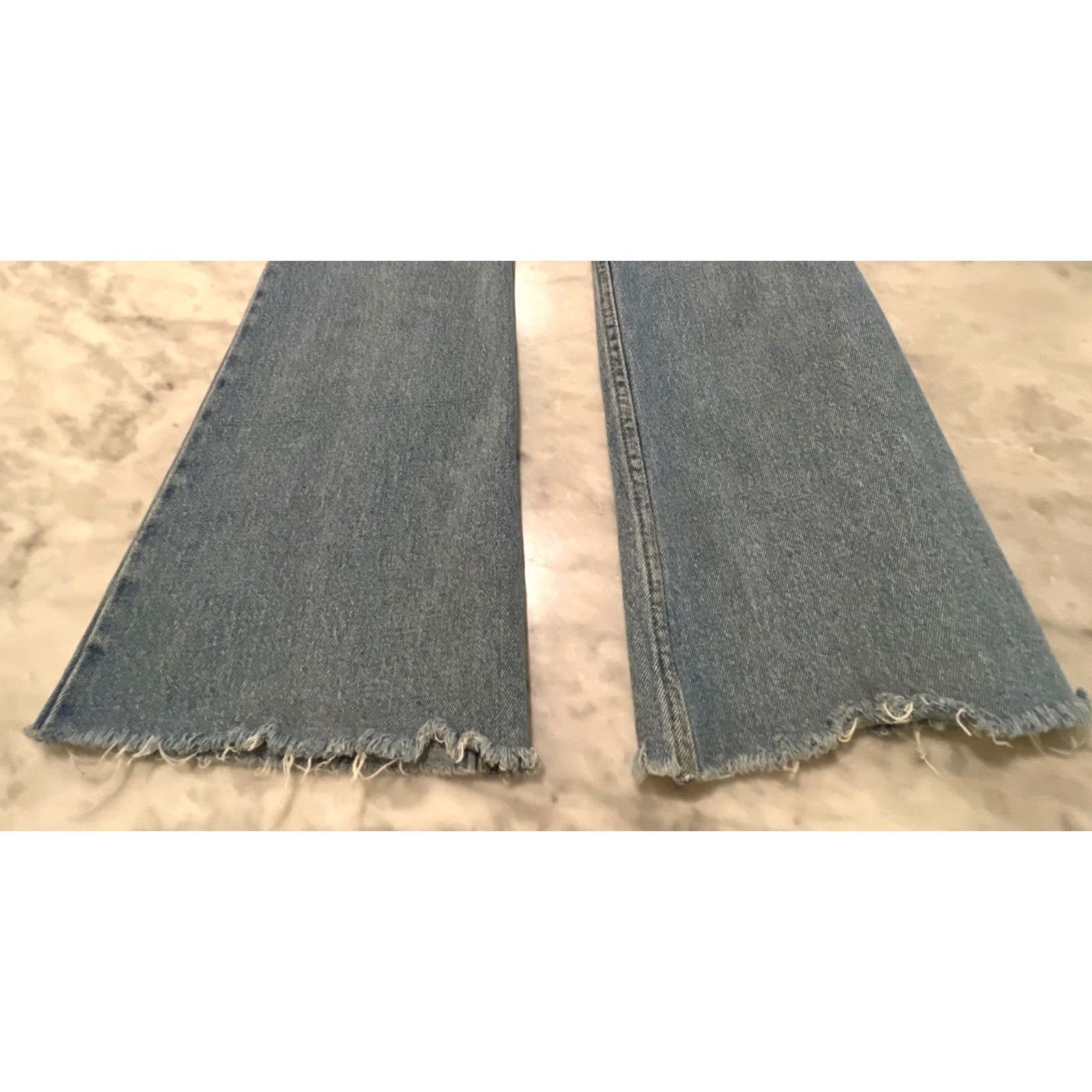 Vintage VINTAGE Stephen Hardy Squeeze Jeans Womens 7/8 Graffiti Flare Bell Bottom Jeans 28” 29” Blue Mens/Womens Size 28" / US 6 / IT 42 - 7 Thumbnail