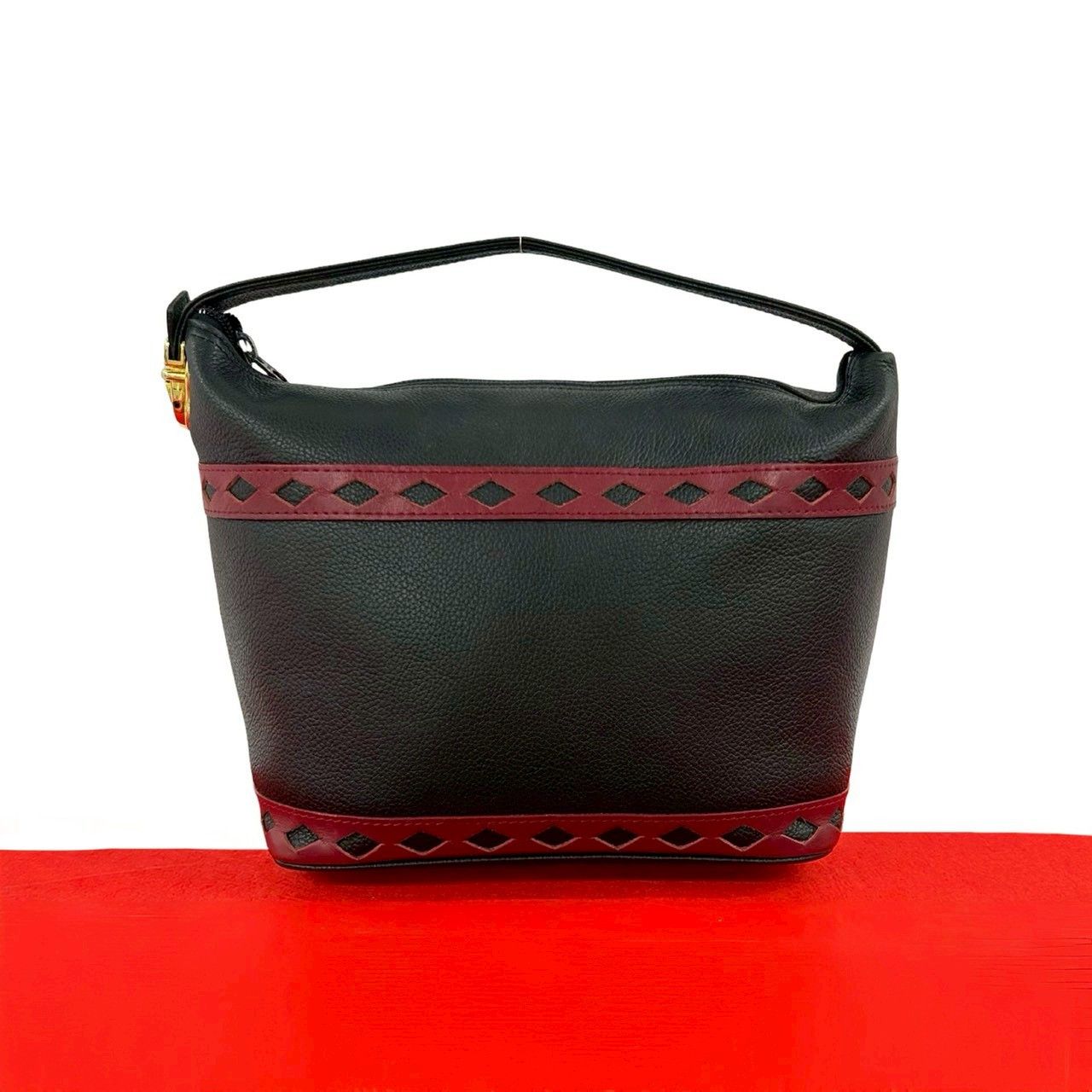 Yves Saint Laurent Yves Saint Laurent Yves Saint Laurent Leather Handbag Leather Handbag DUTY FREE for USA Size ONE SIZE - 1 Thumbnail