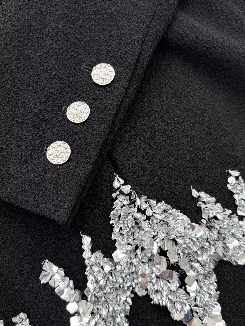 Chanel Chanel Silver sequin embroidery long-sleeved jacket Size XS / US 0-2 / IT 36-38 - 4 Thumbnail