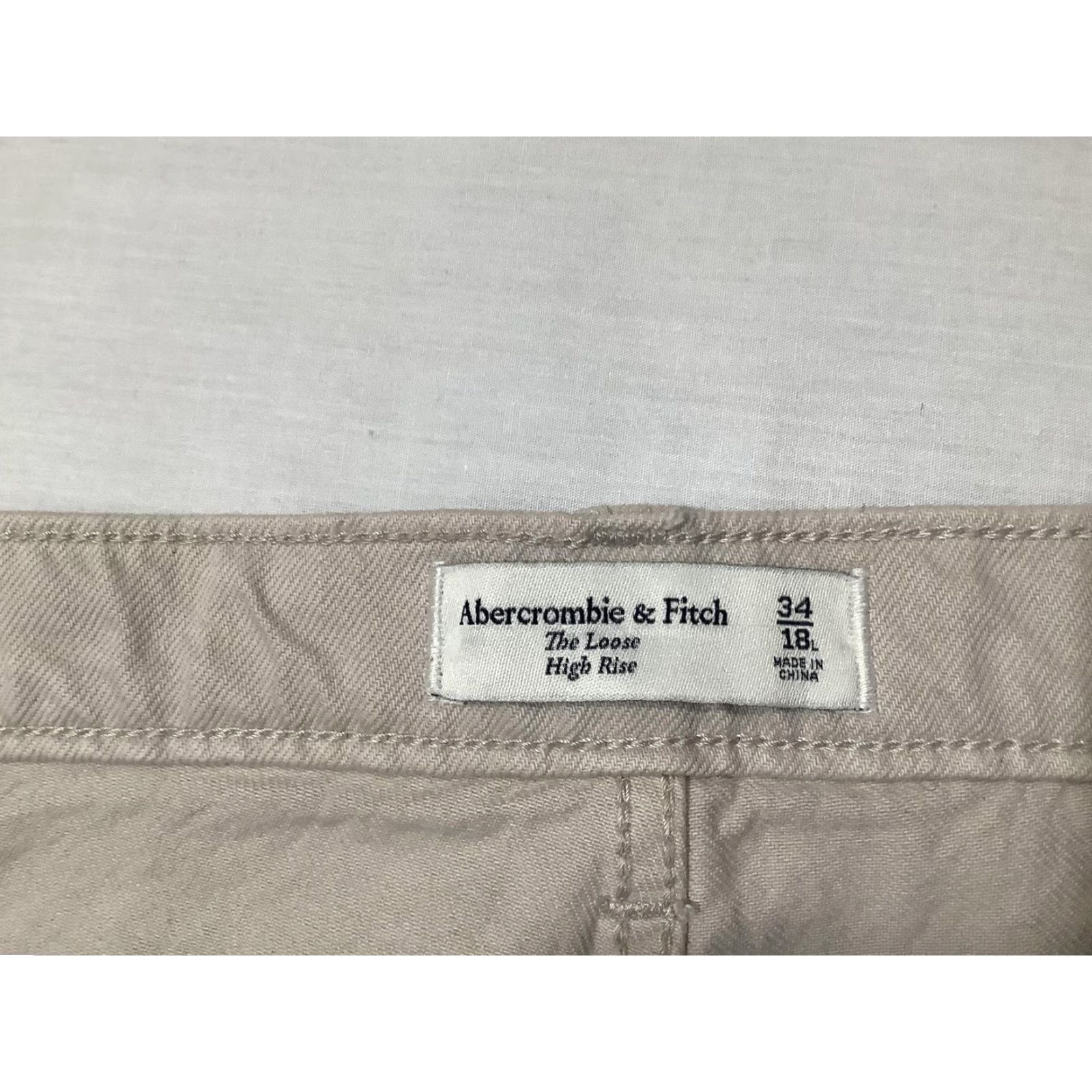 Abercrombie & Fitch VINTAGE Abercrombie & Fitch Cargo Pants Mens 34x32 Beige The Loose High Rise Utility Pockets Size US 34 / EU 50 - 5 Thumbnail