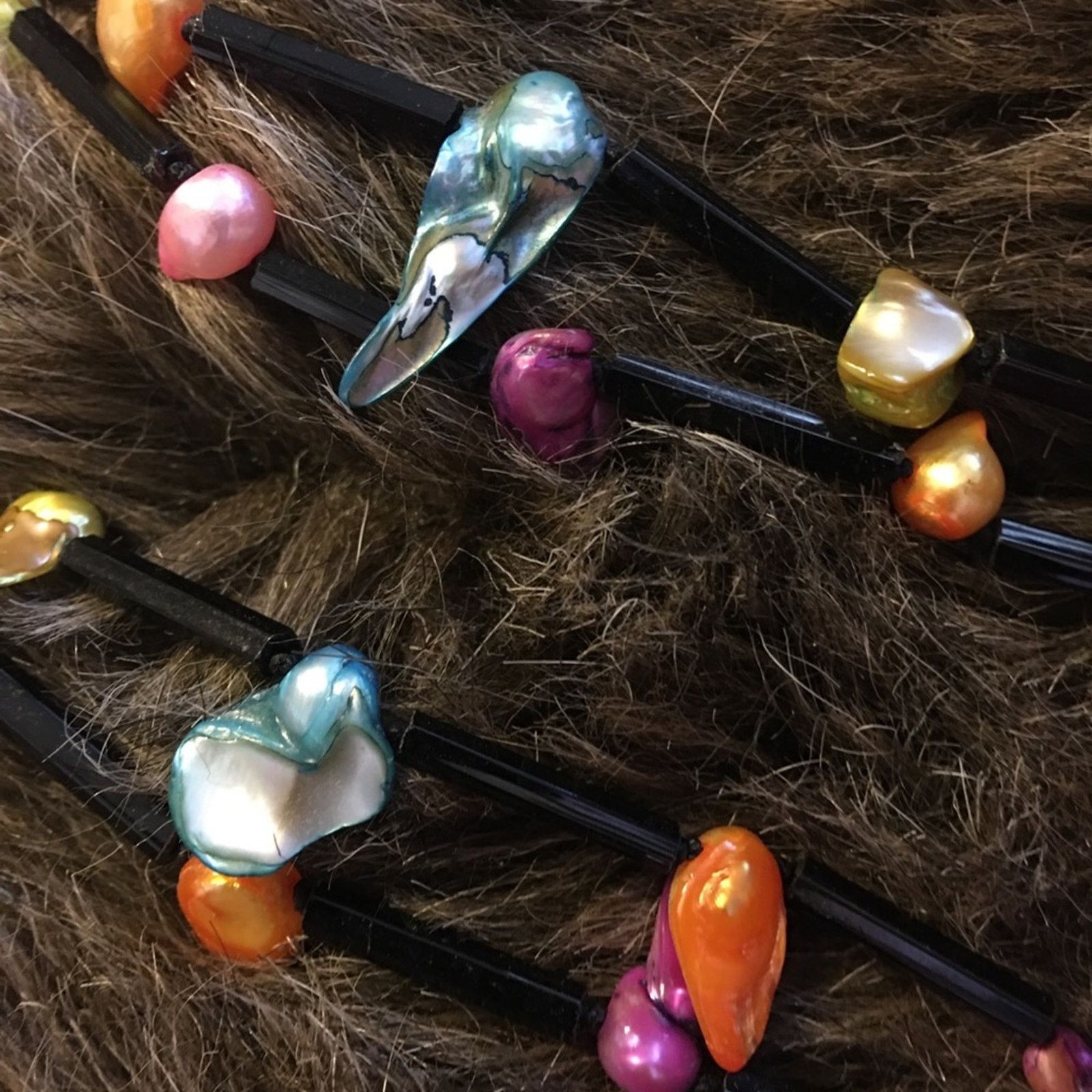 Jewelry Colorful dyed abalone shell bugle bead necklace Size ONE SIZE - 3 Thumbnail