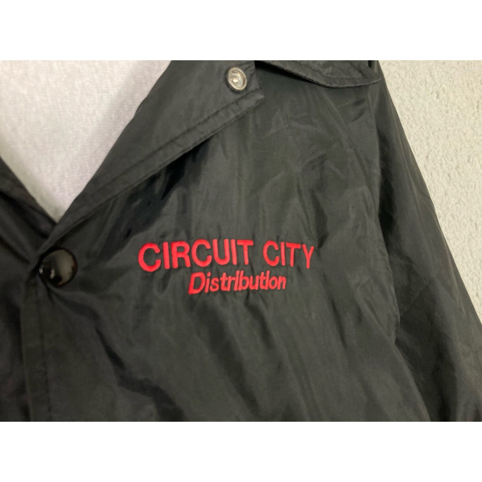 Vintage Vintage Circuit City Coach Jacket Red Nylon Unisex M Size US M / EU 48-50 / 2 - 9 Thumbnail