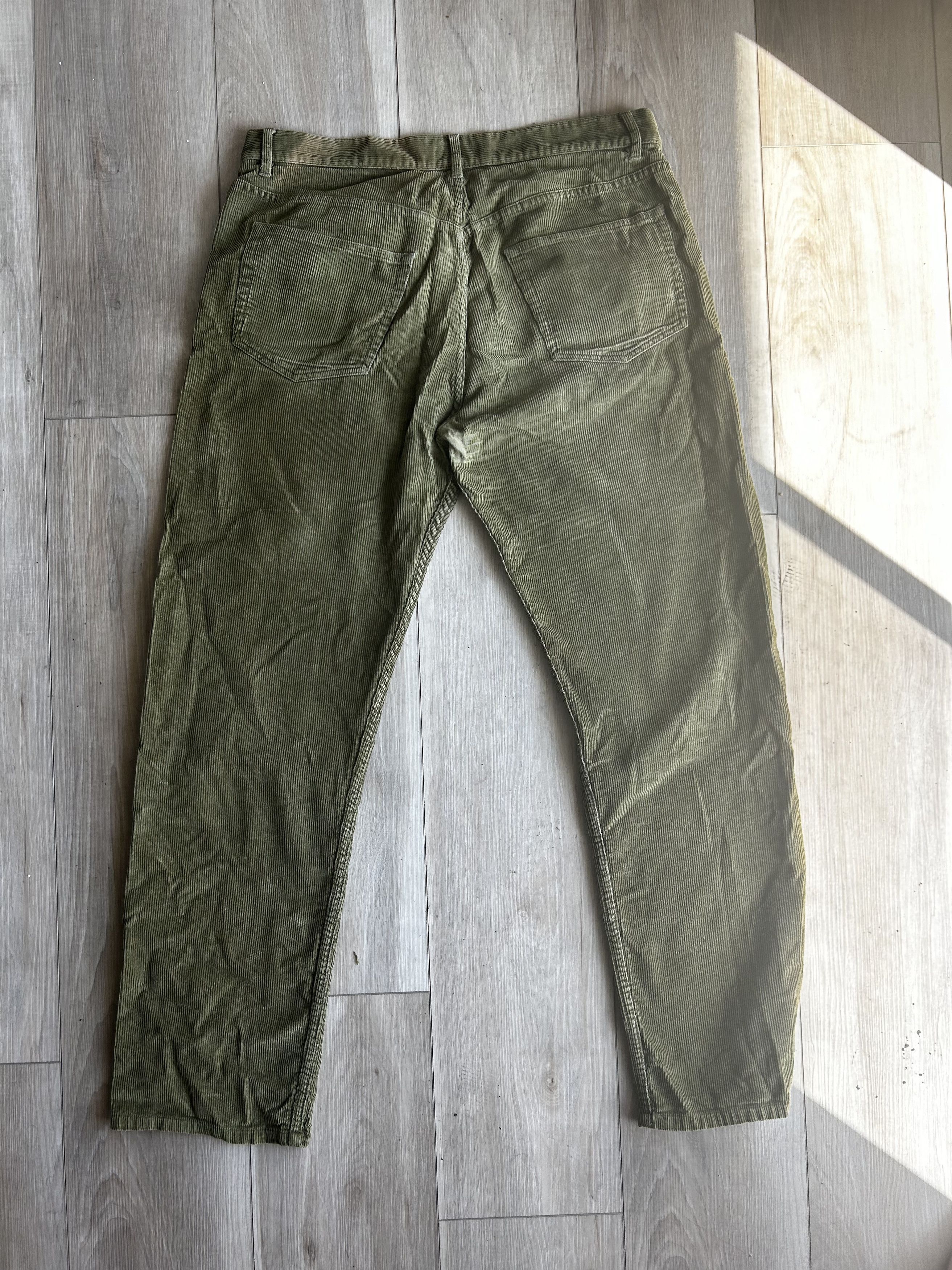 A.P.C. A.P.C. Rue Madam Paris Green Corduroy Pants Size US 32 / EU 48 - 2 Thumbnail
