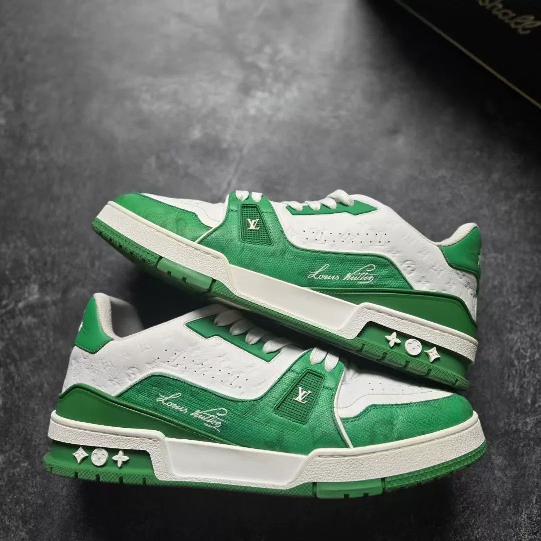Louis Vuitton Louis Vuitton Training Green Lowtop Sneakers 42 Men Size US 9 / EU 42 - 1 Thumbnail
