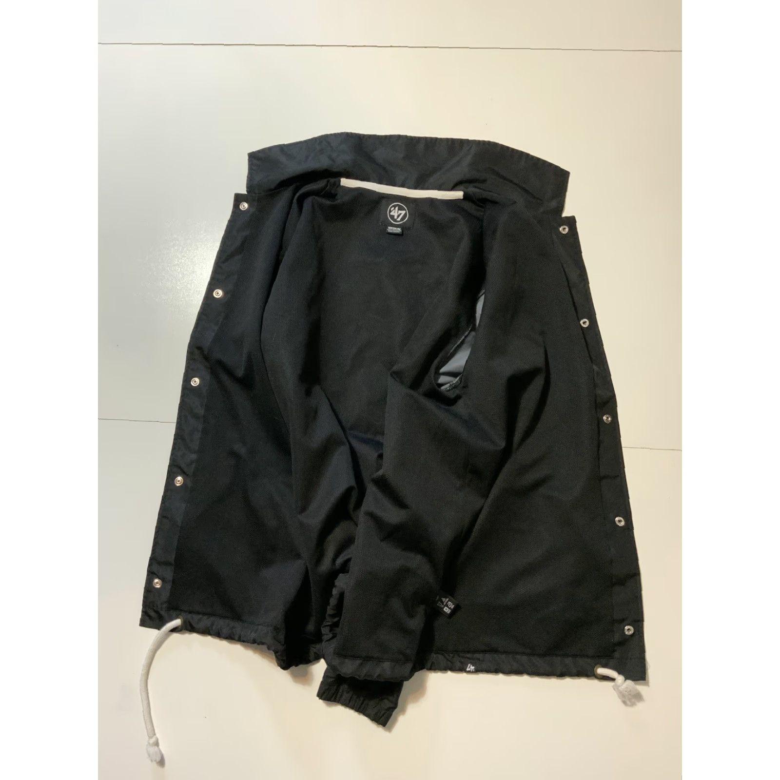 Vintage Secret Wells SYLA Support Your Local Artist Coaches Black Windbreaker Jacket M MD Windbreaker Jacket Men Black 47 Size US M / EU 48-50 / 2 - 3 Thumbnail