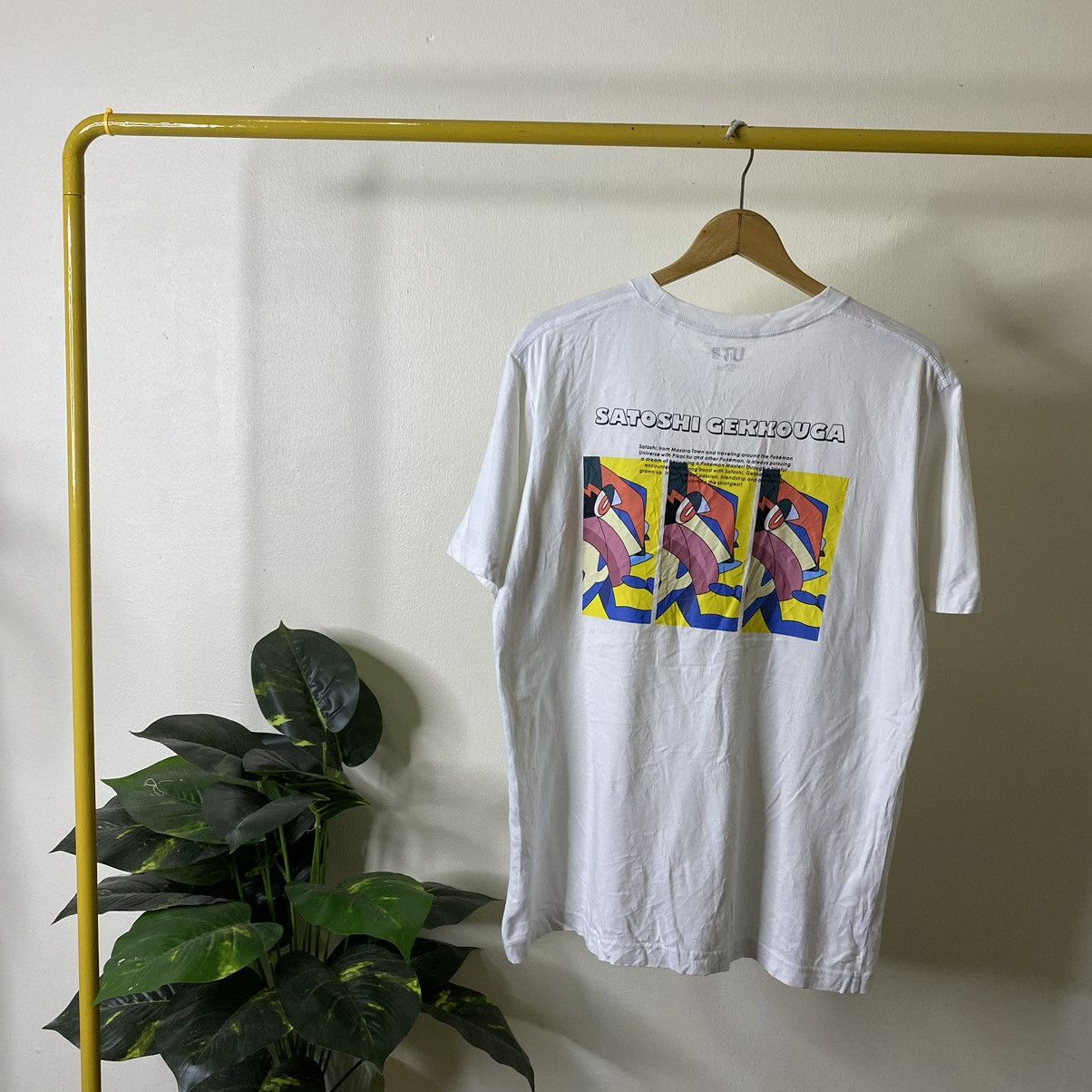 Pokemon × Uniqlo Nintendo Pokemon Satoshi Gekkouga x Uniqlo Collaboration Tee Size US L / EU 52-54 / 3 - 1 Thumbnail