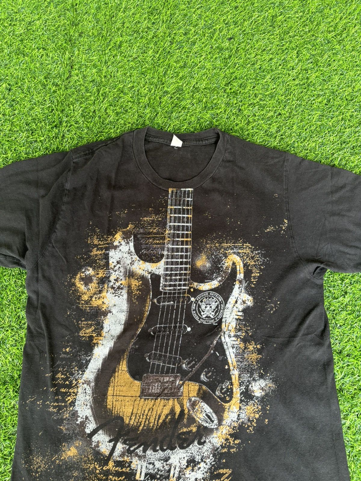 Hysteric Glamour Y2k Fender Guitar Ifsixwasnine Punk Style Tshirt Size US L / EU 52-54 / 3 - 2 Thumbnail