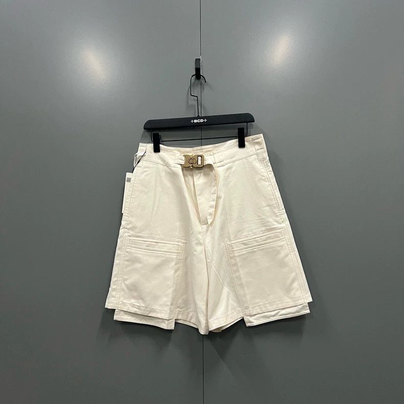 Dior Beige buckle workwear shorts 2502-Nextarrow