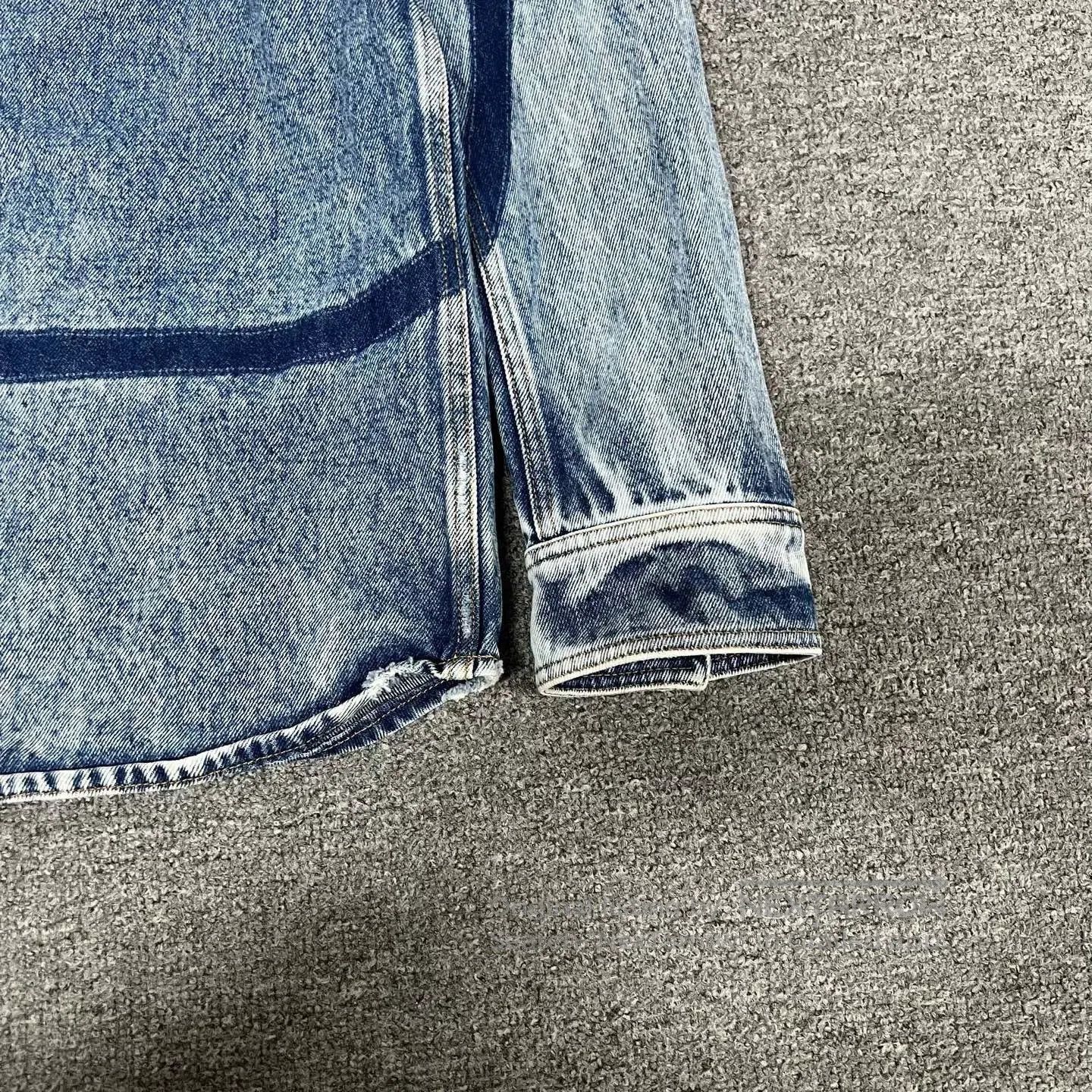 Valentino Valentino Big Logo Denim Shirt Jacket. Size US S / EU 44-46 / 1 - 3 Thumbnail