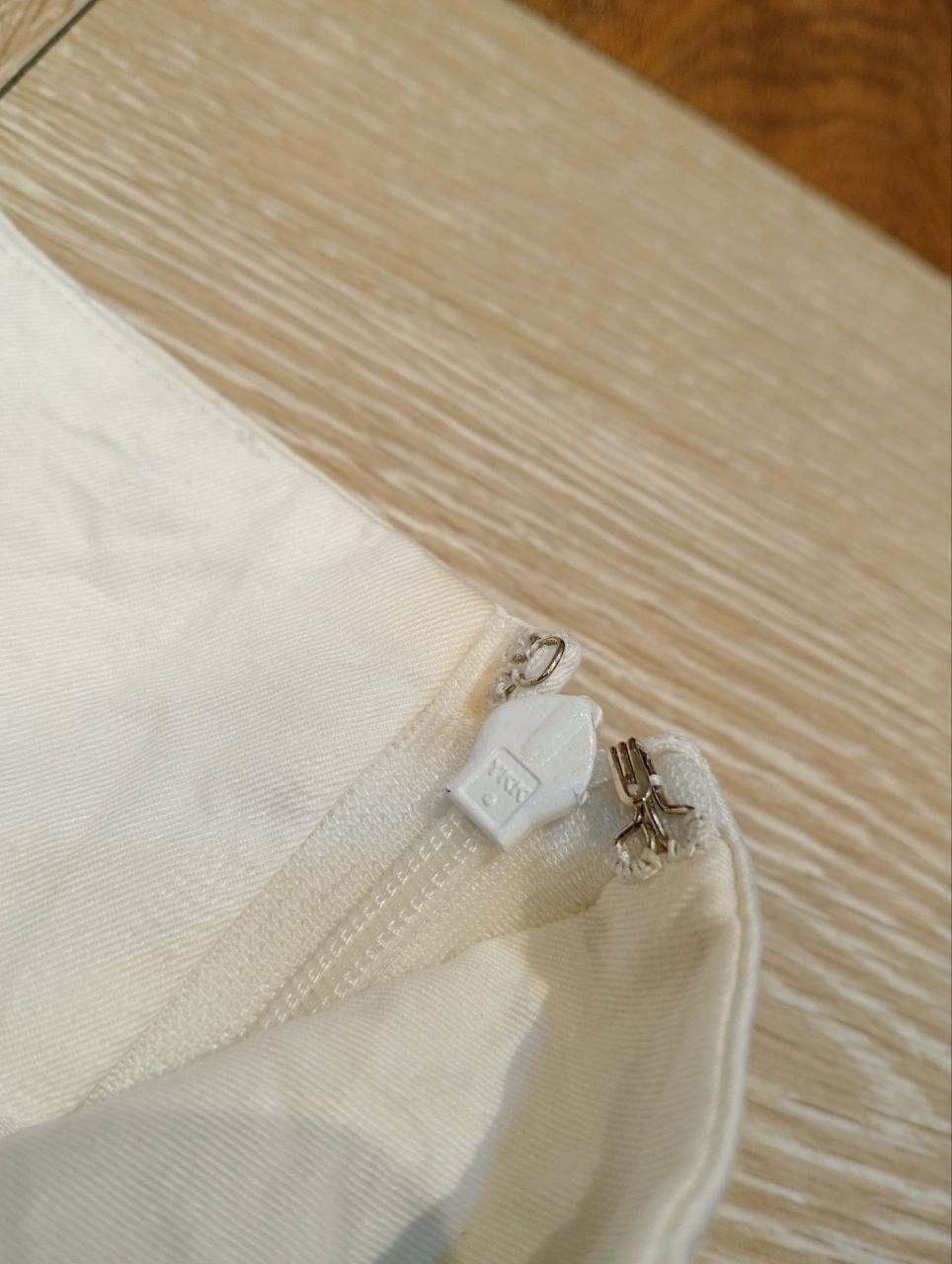 Christian Dior Monsieur VINTAGE CHRISTIAN DIOR WHITE PANTS Size 28" / US 6 / IT 42 - 9 Thumbnail