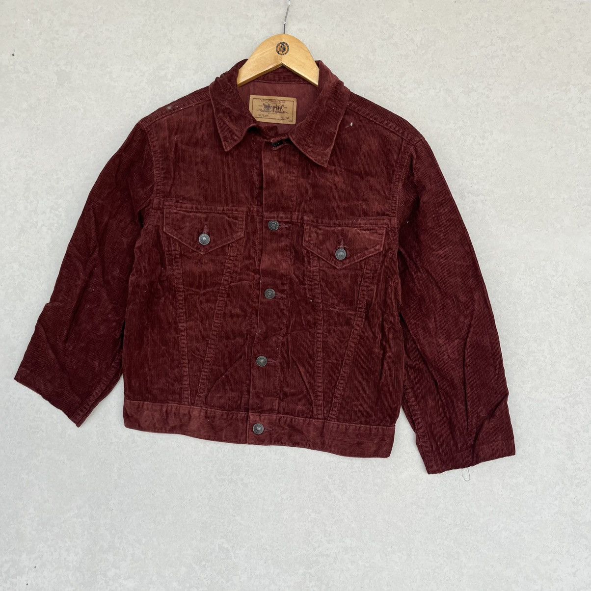 Other Vintage Levi’s Corduroy Jacket With Button-up Red Colour Size US M / EU 48-50 / 2 - 2 Thumbnail