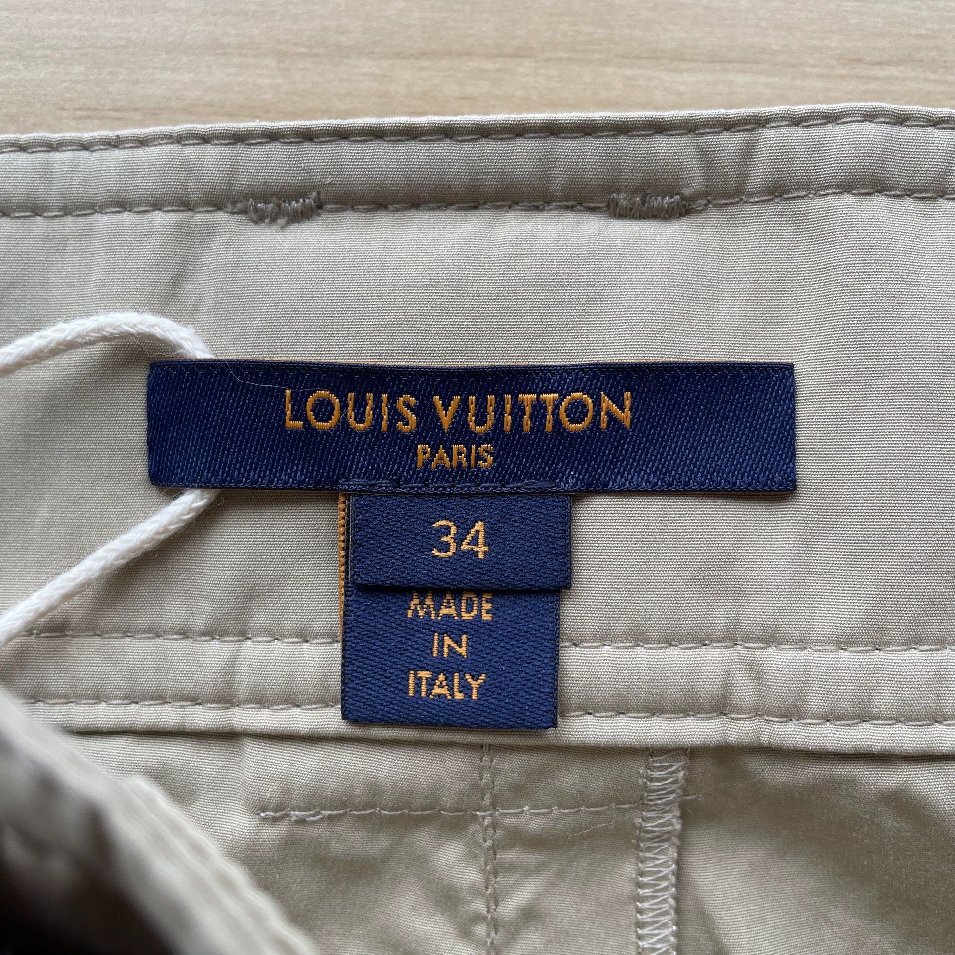 Louis Vuitton LOUIS VUITTON 99new belted cuffed khaki women's 34 trousers Size 25" / US 0 / IT 36 - 5 Thumbnail