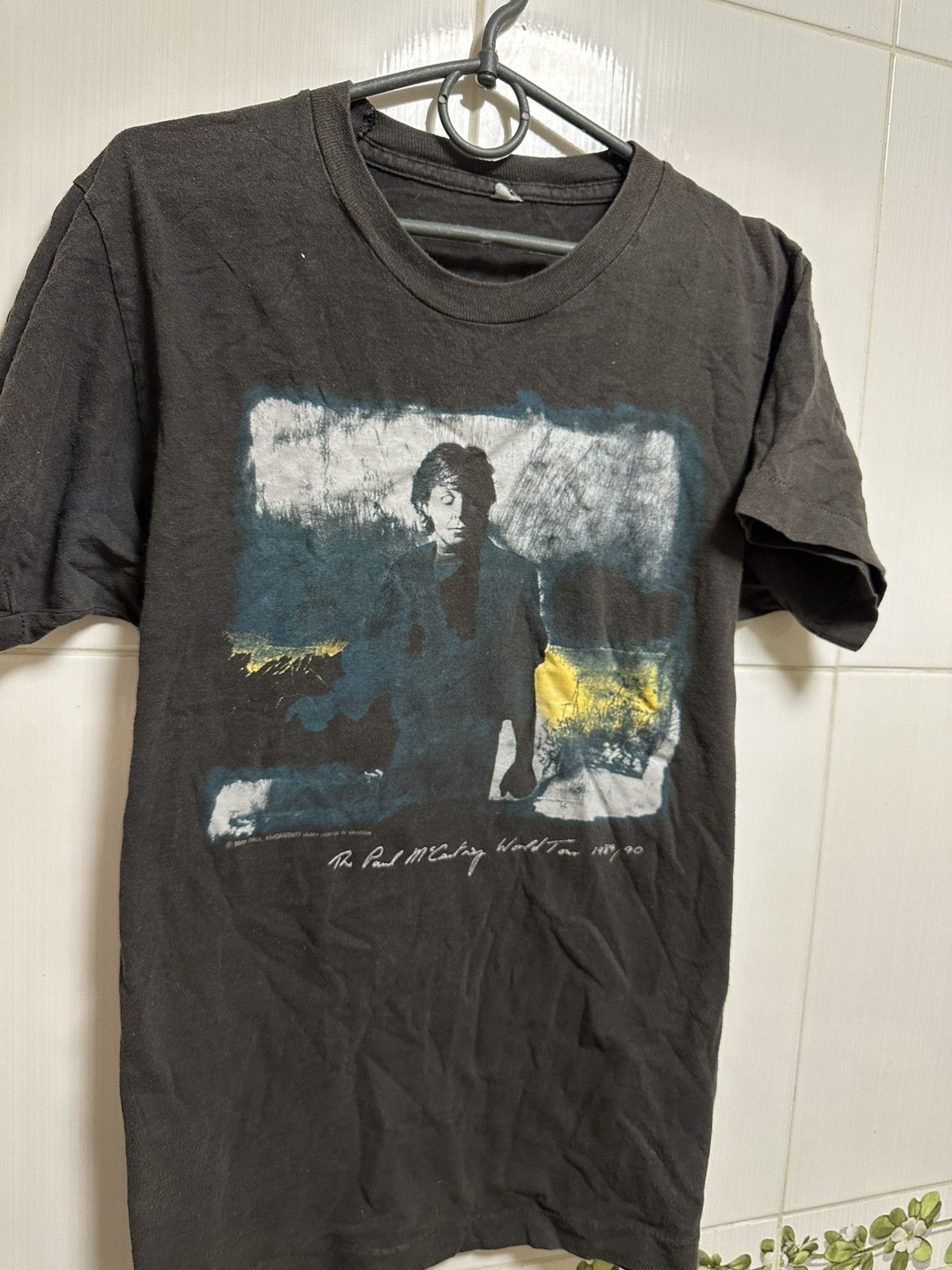 Band Tees VTG Paul McCartney World Tour 1989 / 90 T-Shirt Graphic Tee Size US M / EU 48-50 / 2 - 2 Thumbnail