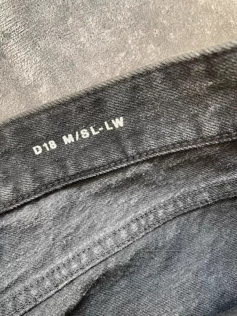 Saint Laurent Paris Saint Laurent Paris Black gray washed straight-leg denim j Size US 32 / EU 48 - 4 Thumbnail