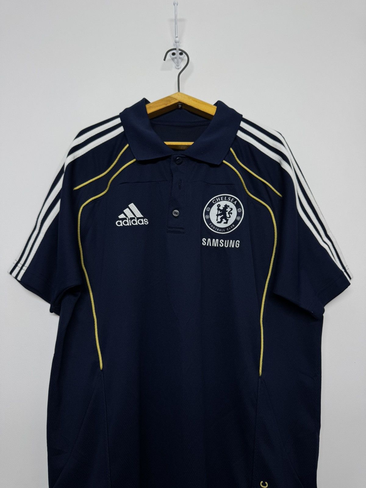 Adidas Vintage Y2k Adidas Chelsea Polos 00’s Size US L / EU 52-54 / 3 - 3 Thumbnail
