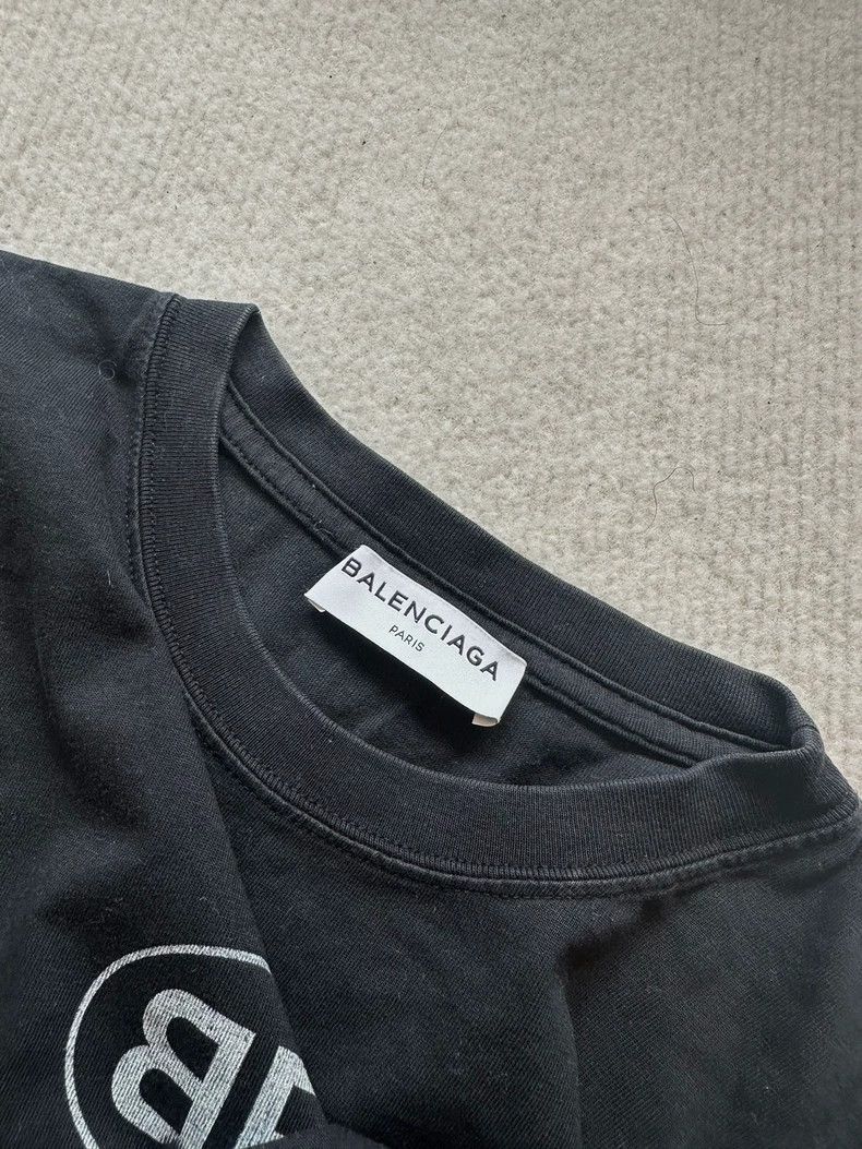 Balenciaga Balenciaga Letter logo short sleeve 2505-Nextarrow Size US L / EU 52-54 / 3 - 2 Thumbnail