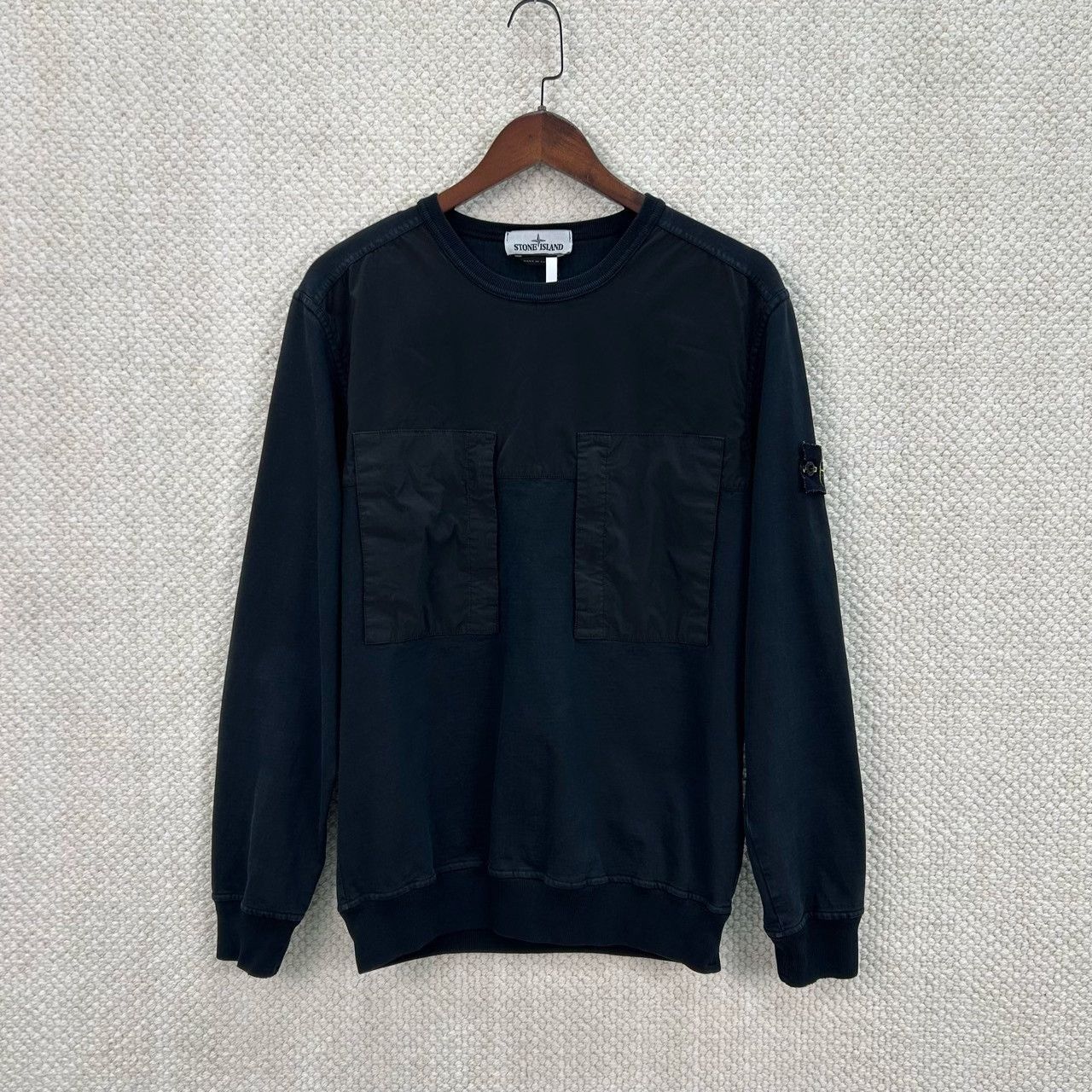 Acronym classic black windbreaker sweatshirt in size M Size US M / EU 48-50 / 2 - 1 Thumbnail